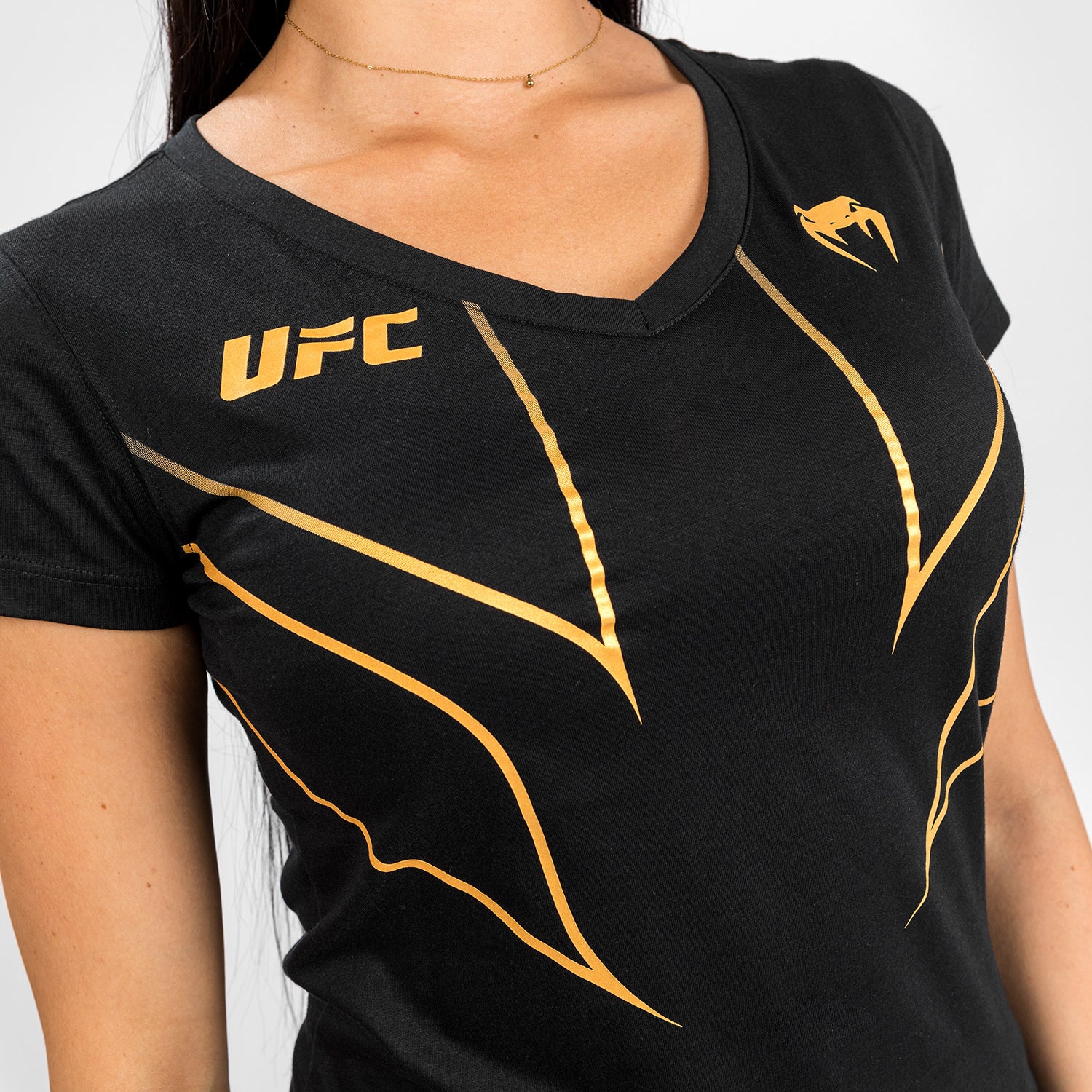 Camiseta de mujer UFC Venum Fight Night 2.0 Replica - Champion - Image 5