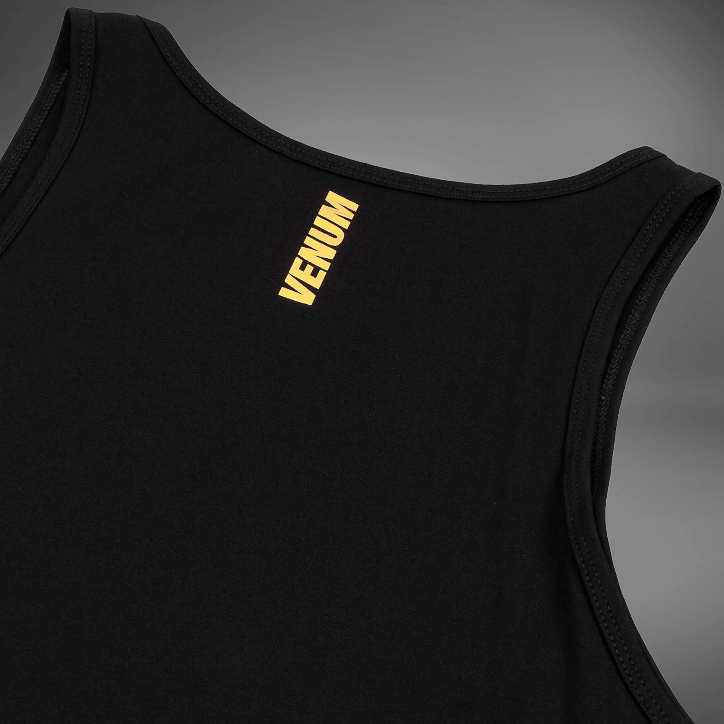 Venum Muay Thai VT Camiseta de tirantes - Negro/Dorado - Image 5