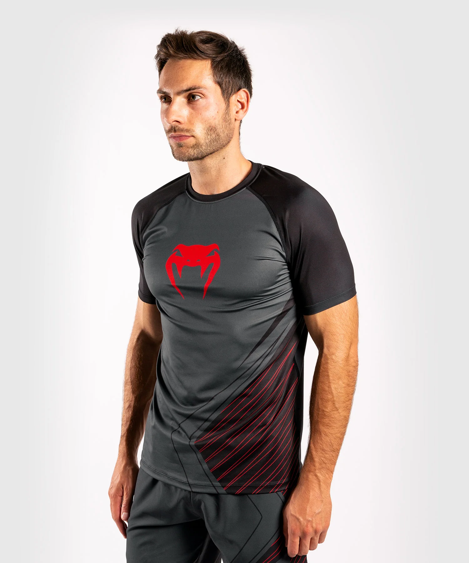 Camiseta Dry-Tech Venum Contender 5.0 - Negro/Rojo - Image 2
