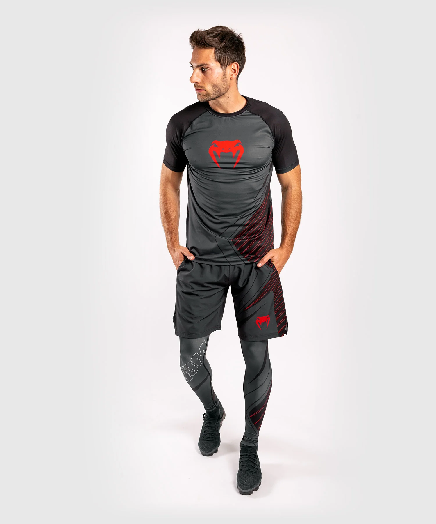Camiseta Dry-Tech Venum Contender 5.0 - Negro/Rojo - Image 5