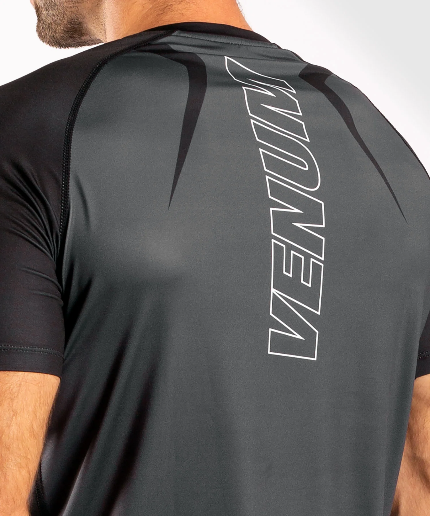 Camiseta Dry-Tech Venum Contender 5.0 - Negro/Rojo - Image 6
