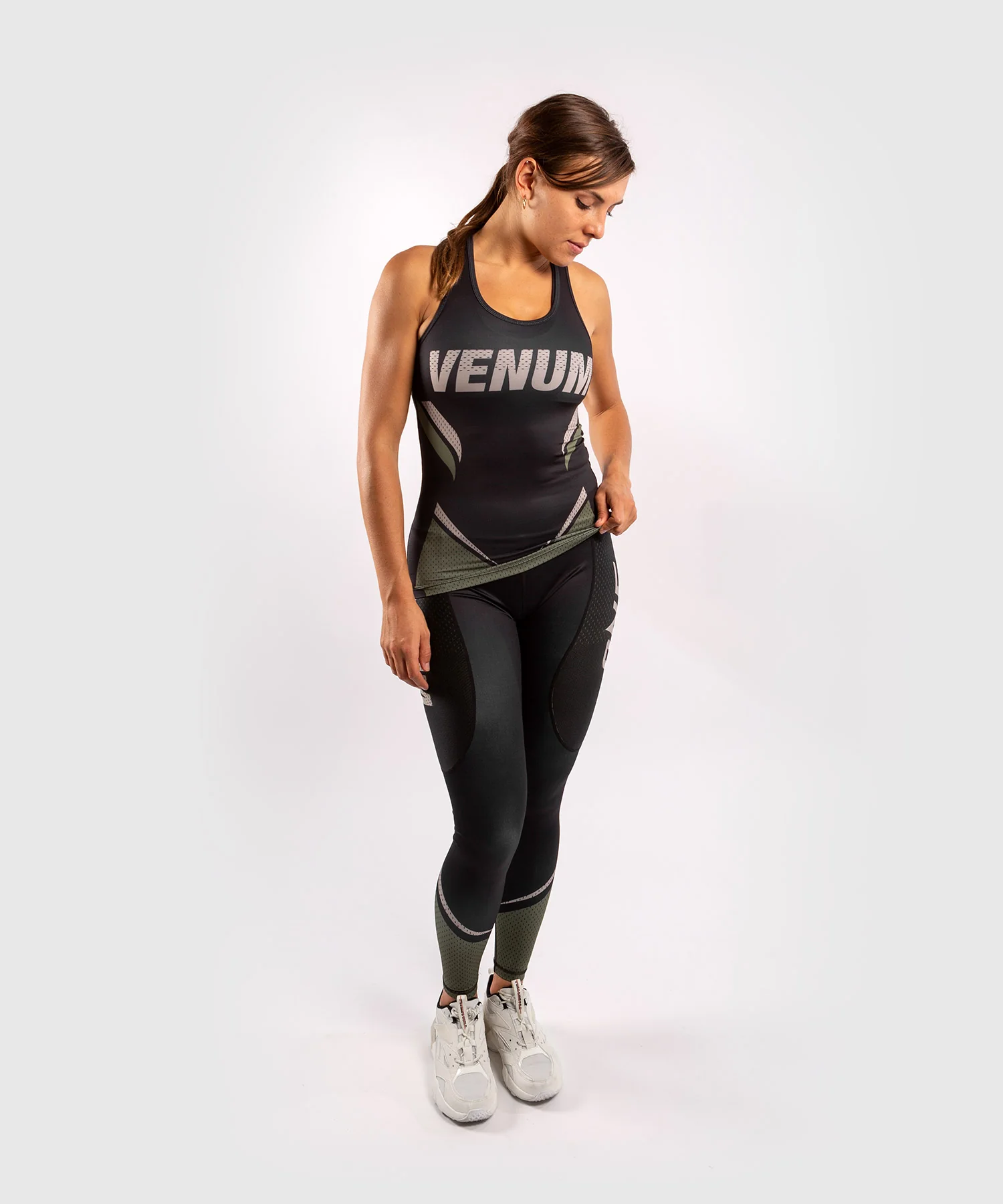 Camiseta sin mangas Dry-Tech ONE FC Impact - Mujer - Negro/Caqui - Image 7