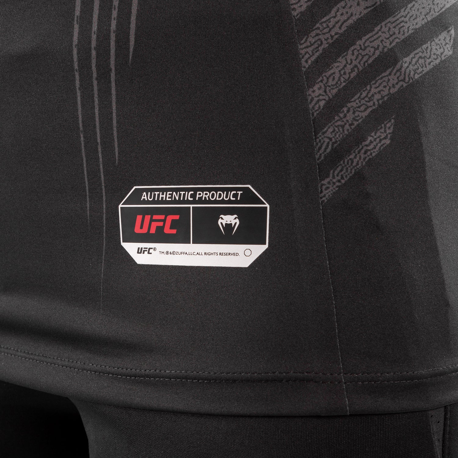 Camiseta Técnica Para Mujer UFC Venum Authentic Fight Night - Negro - Image 9
