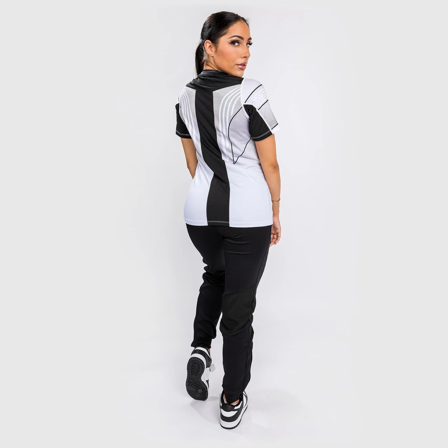 Camiseta UFC Venum Authentic Fight Night 2.0 Mujer - Blanco - Image 3