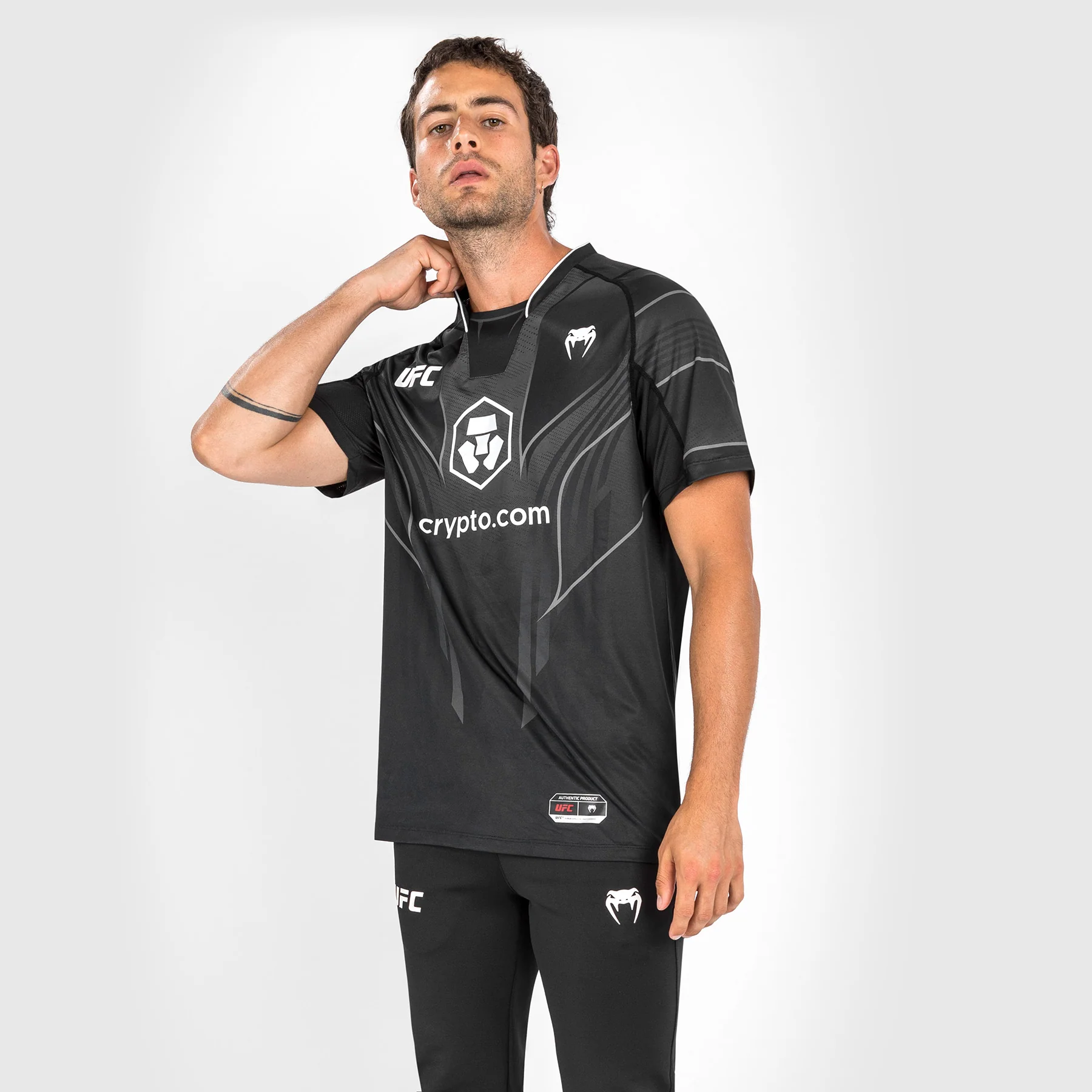 Camiseta UFC Venum Authentic Fight Night 2.0 para hombre - Negra - Image 2