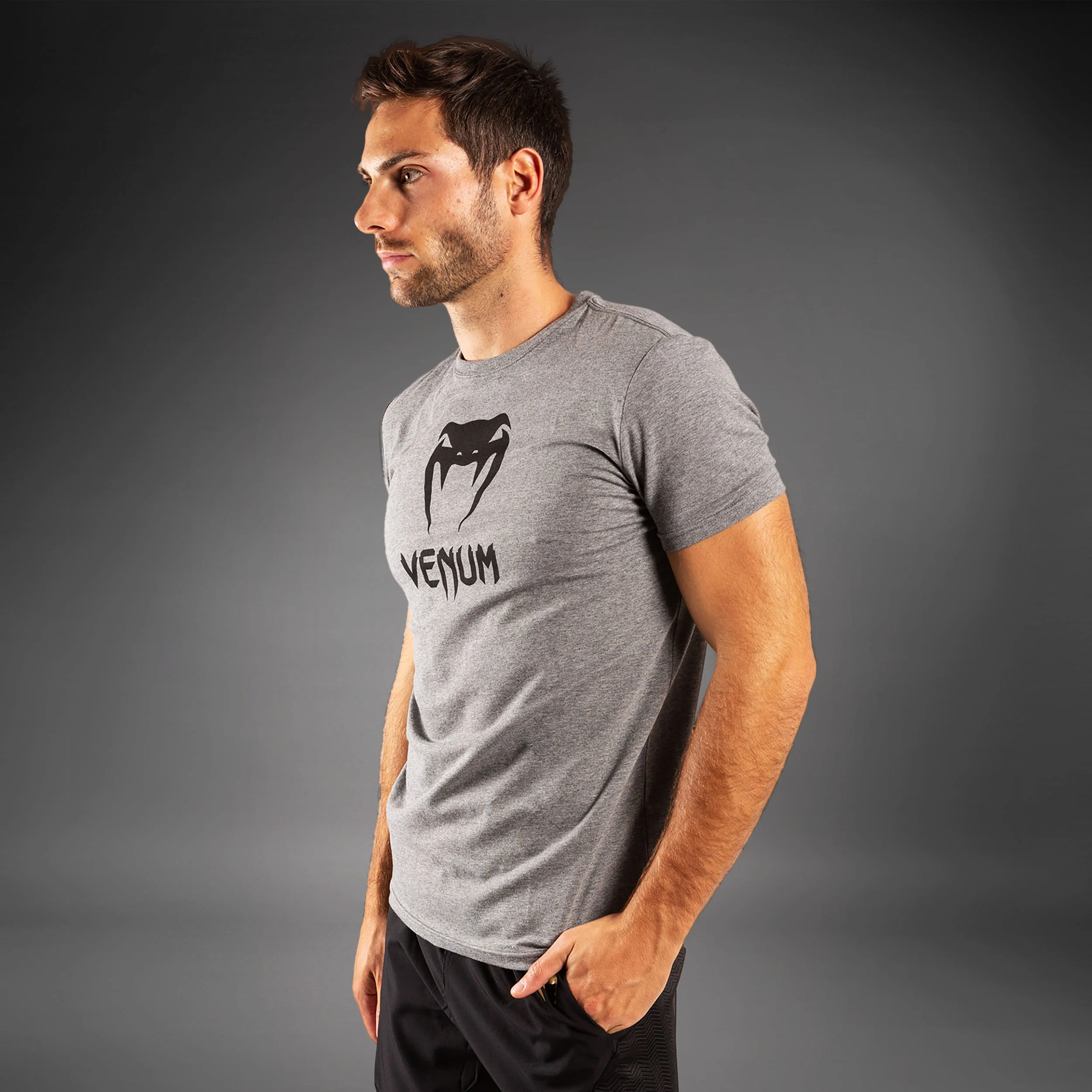 Camiseta Venum Classic – Gris Ceniza - Image 3