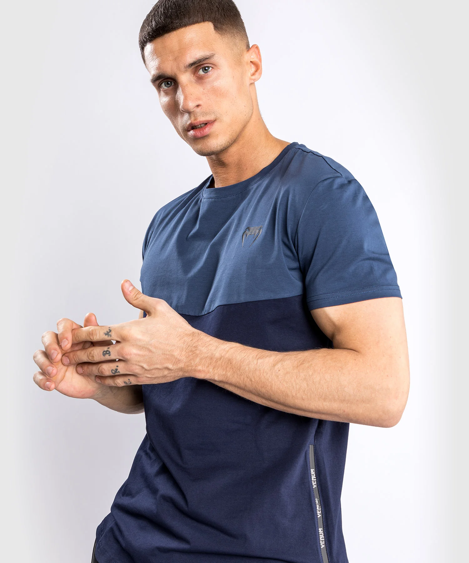 Camiseta Venum Laser 2.0 - Azul Marino