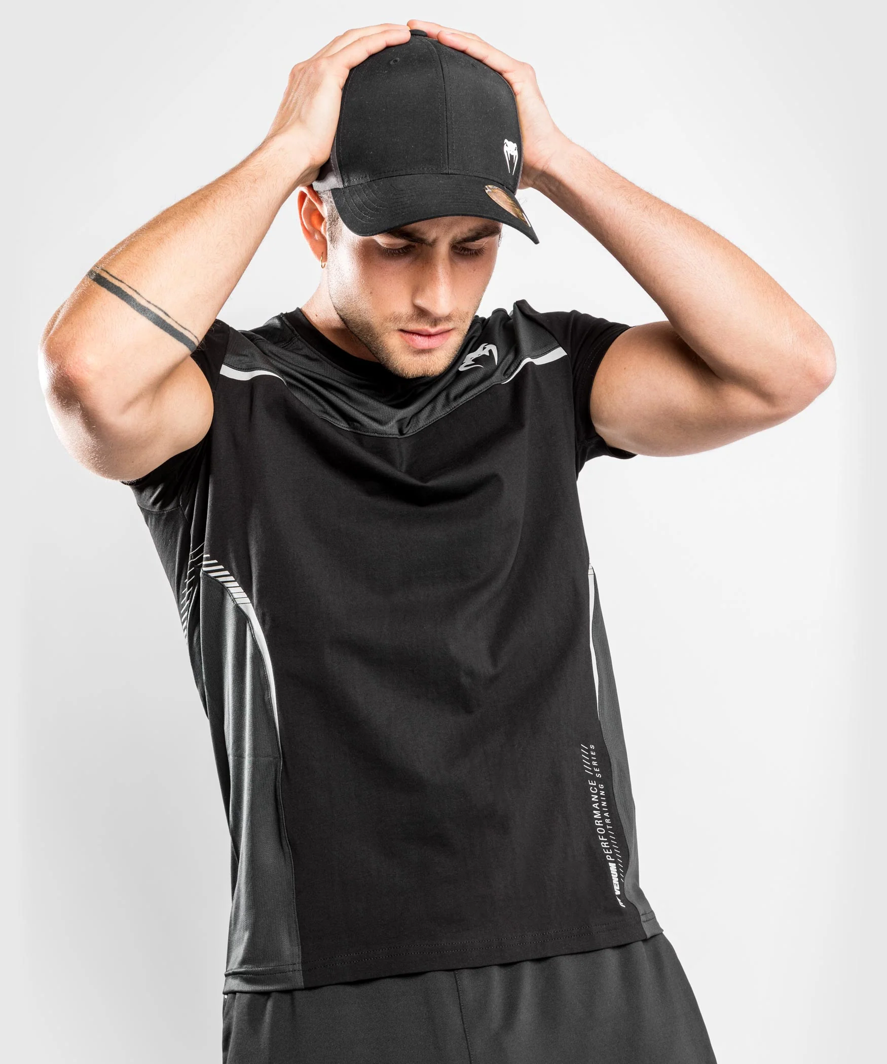 Camiseta Venum Tempest 2.0 - Negro/Gris - Image 4