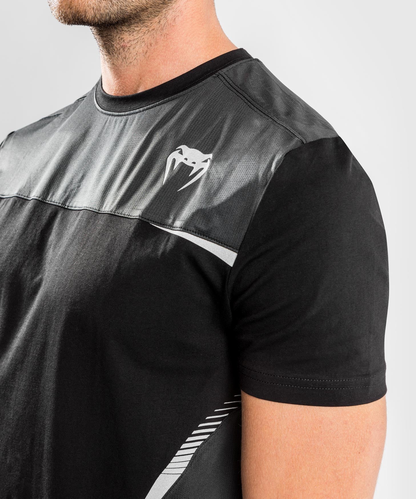 Camiseta Venum Tempest 2.0 - Negro/Gris - Image 5