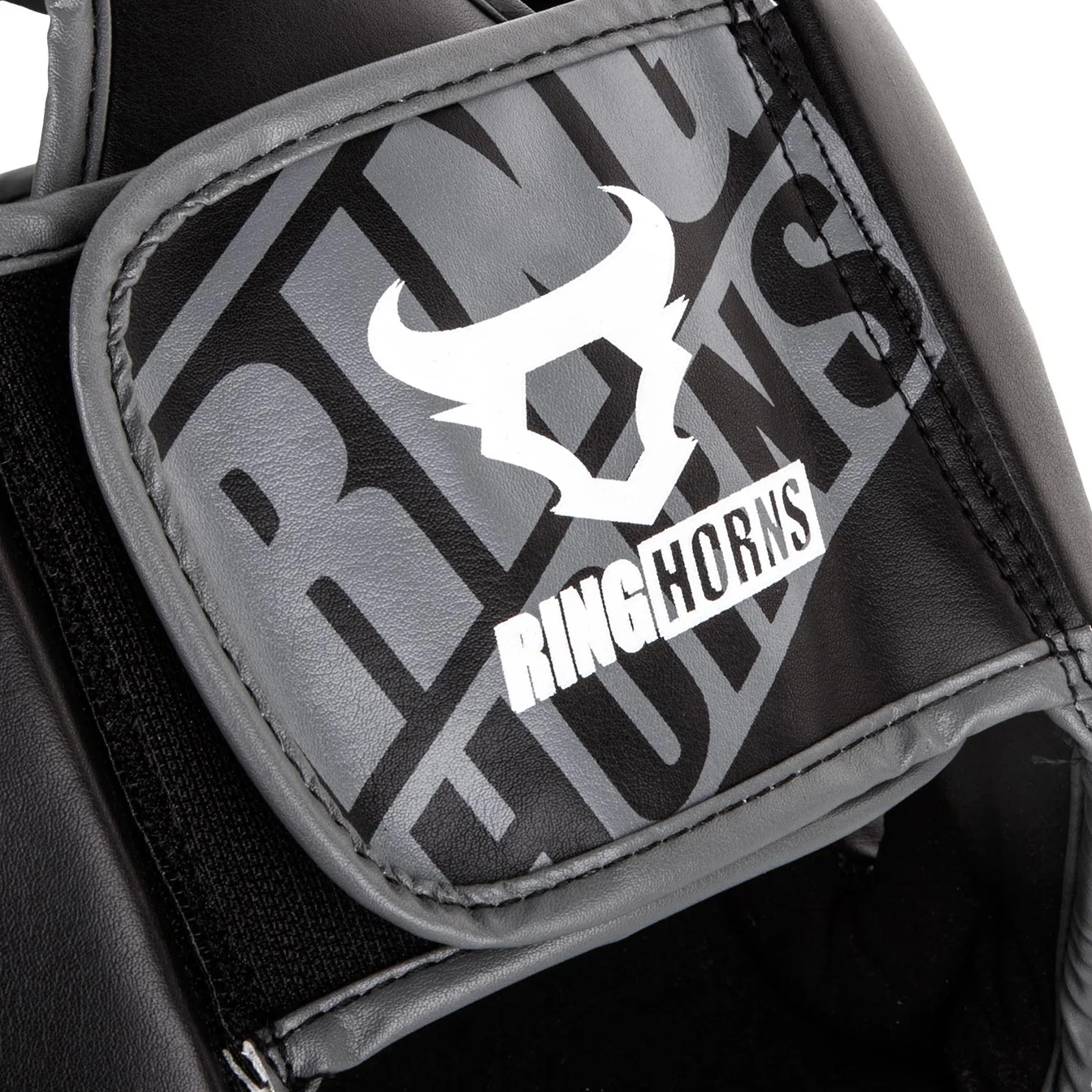 Ringhorns Charger by Venum Casco – Negro - Image 6