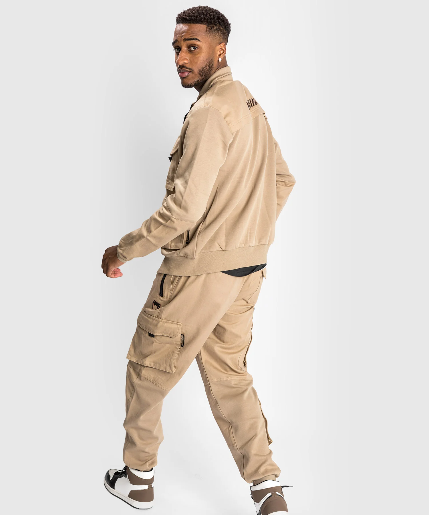 Chaqueta con Cremallera Venum Cargo - Arena - Image 9