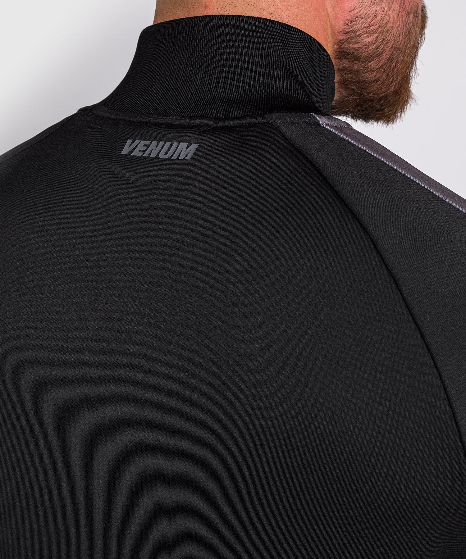 CHAQUETA VENUM CLUB EVO - NEGRO/GRIS - Image 7