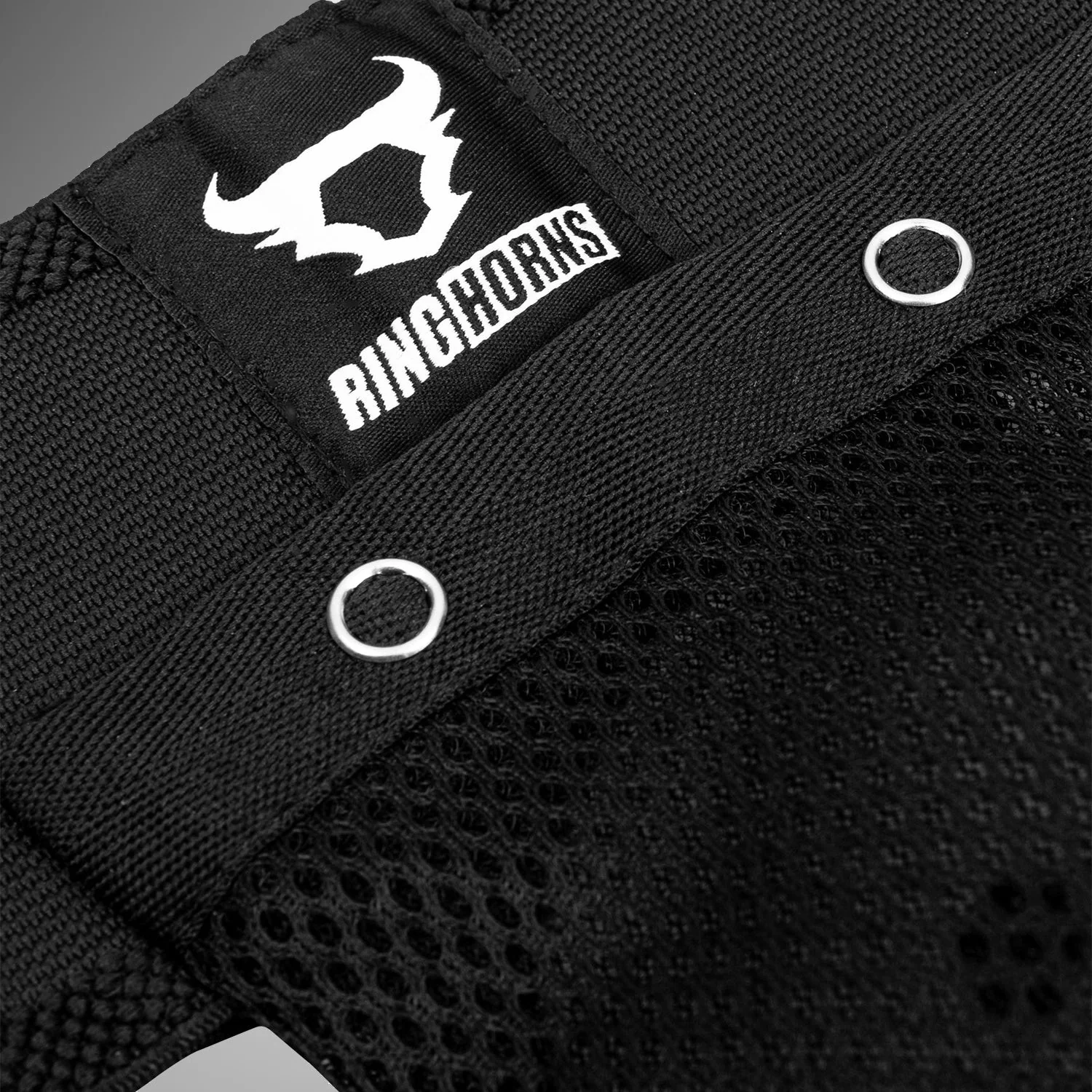 Ringhorns Charger by Venum Concha y Porta Concha – Negro - Image 4