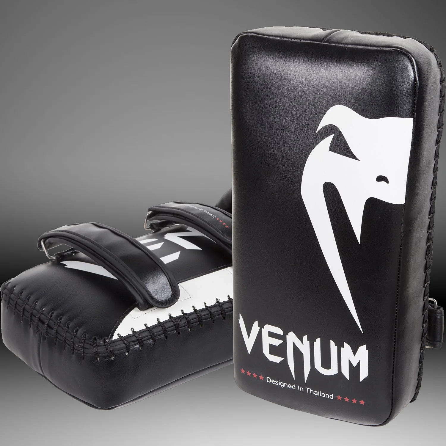 Escudos para patadas Venum Absolute - Negro/Blanco (Par) - Image 3