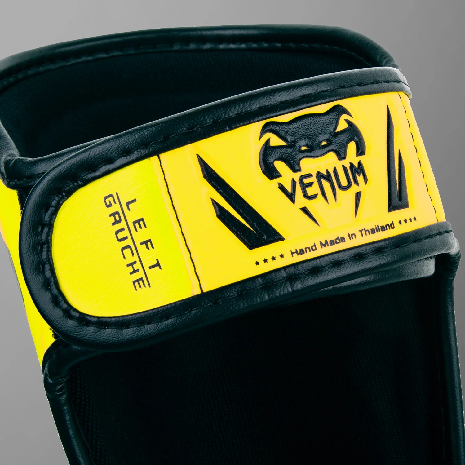 Espinillera para niños Venum Elite - Exclusividad - Image 3