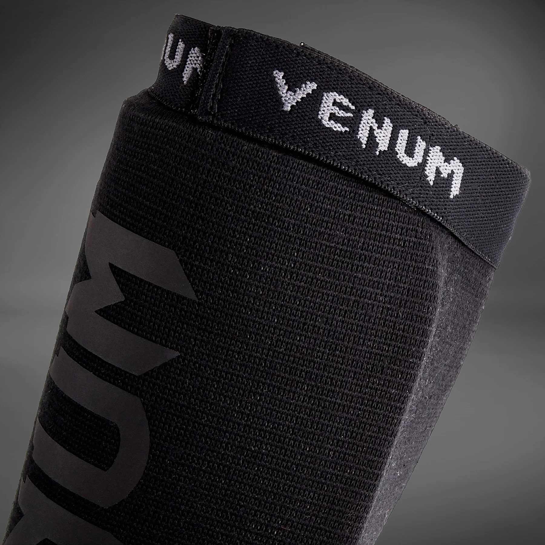 Venum Kontact Espinilleras Sin Pie - Negro/Negro - Image 3