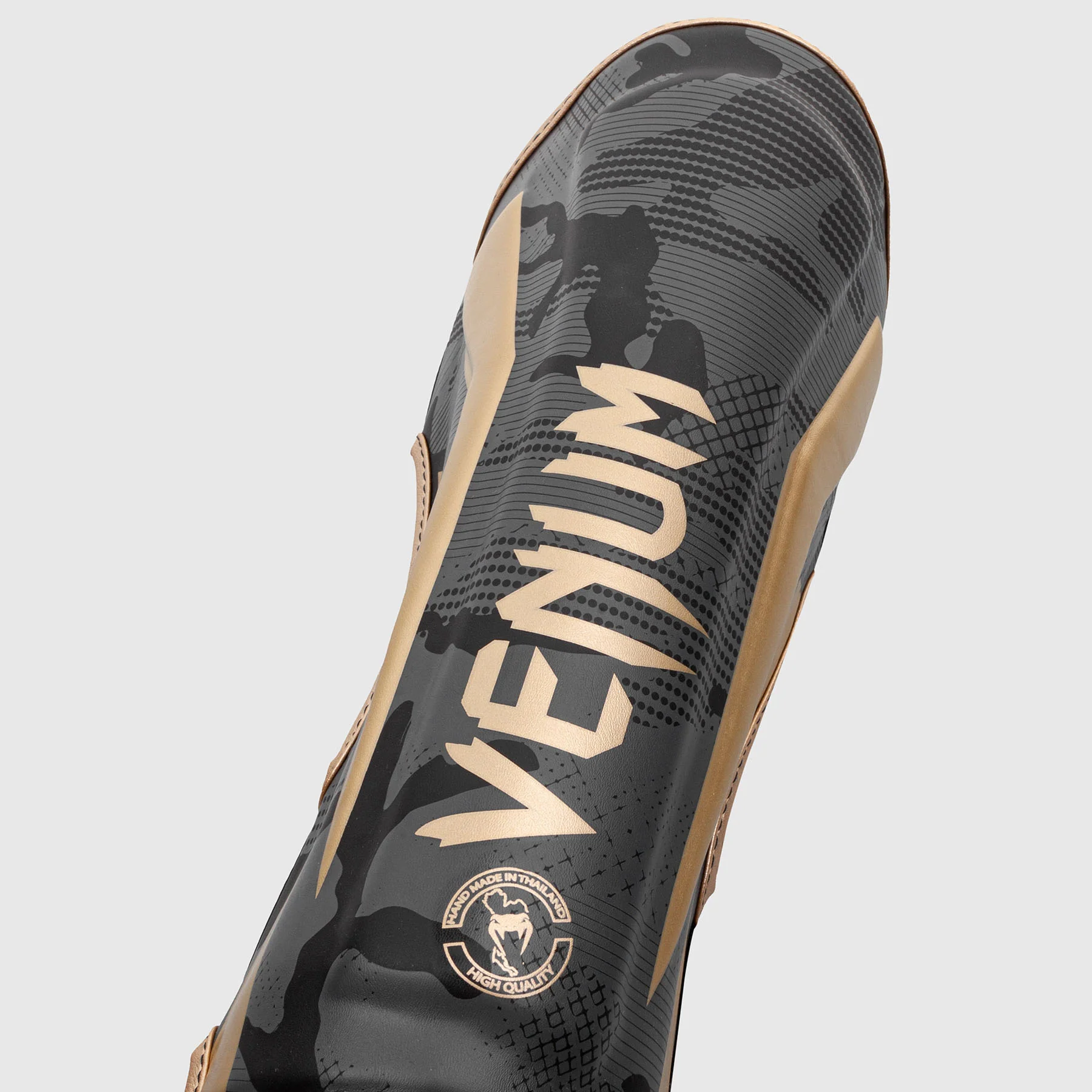 Espinillera Venum Elite - Camuflaje dorado - Image 2