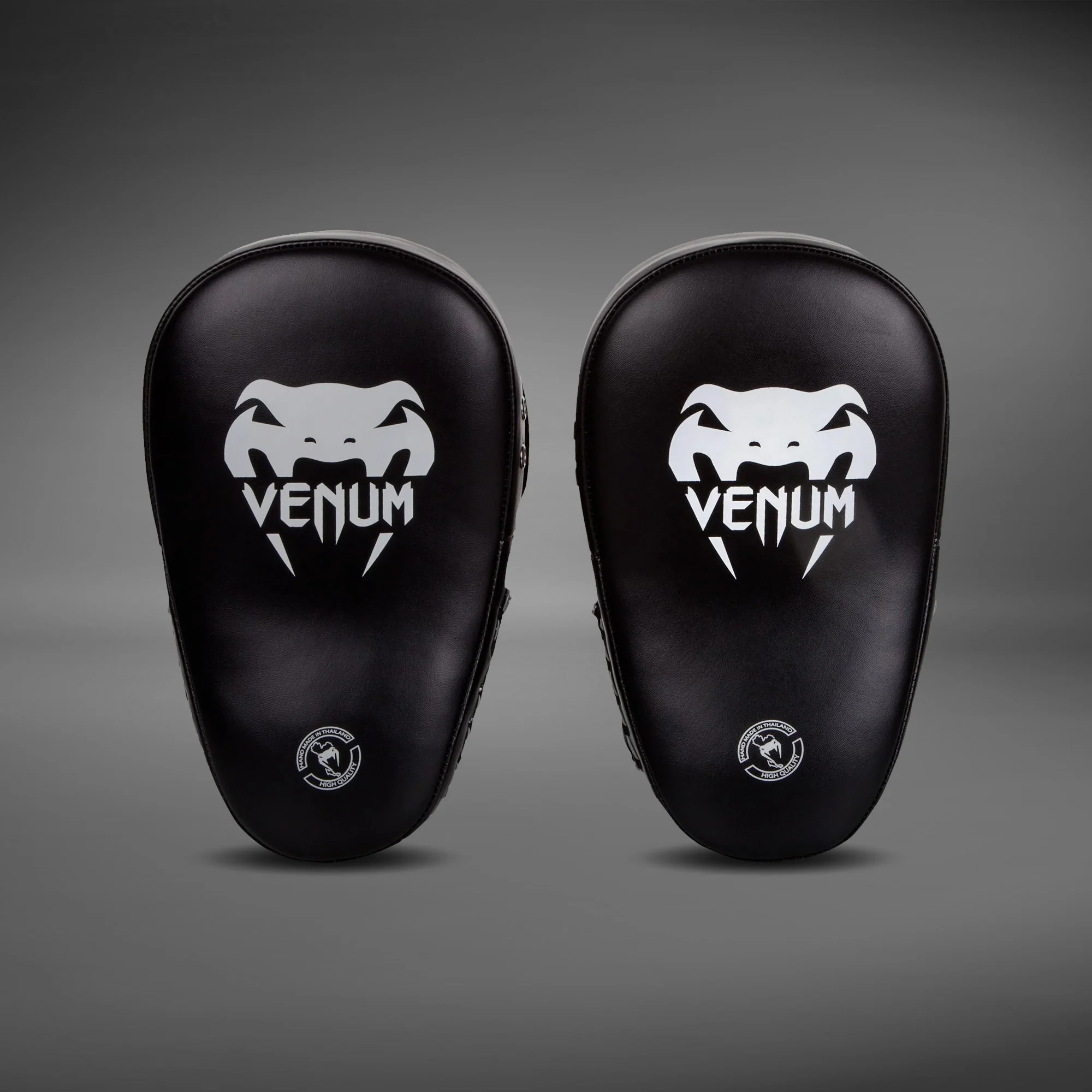 Venum Elite Manoplas Grandes de Enfoque – Negro/Blanco