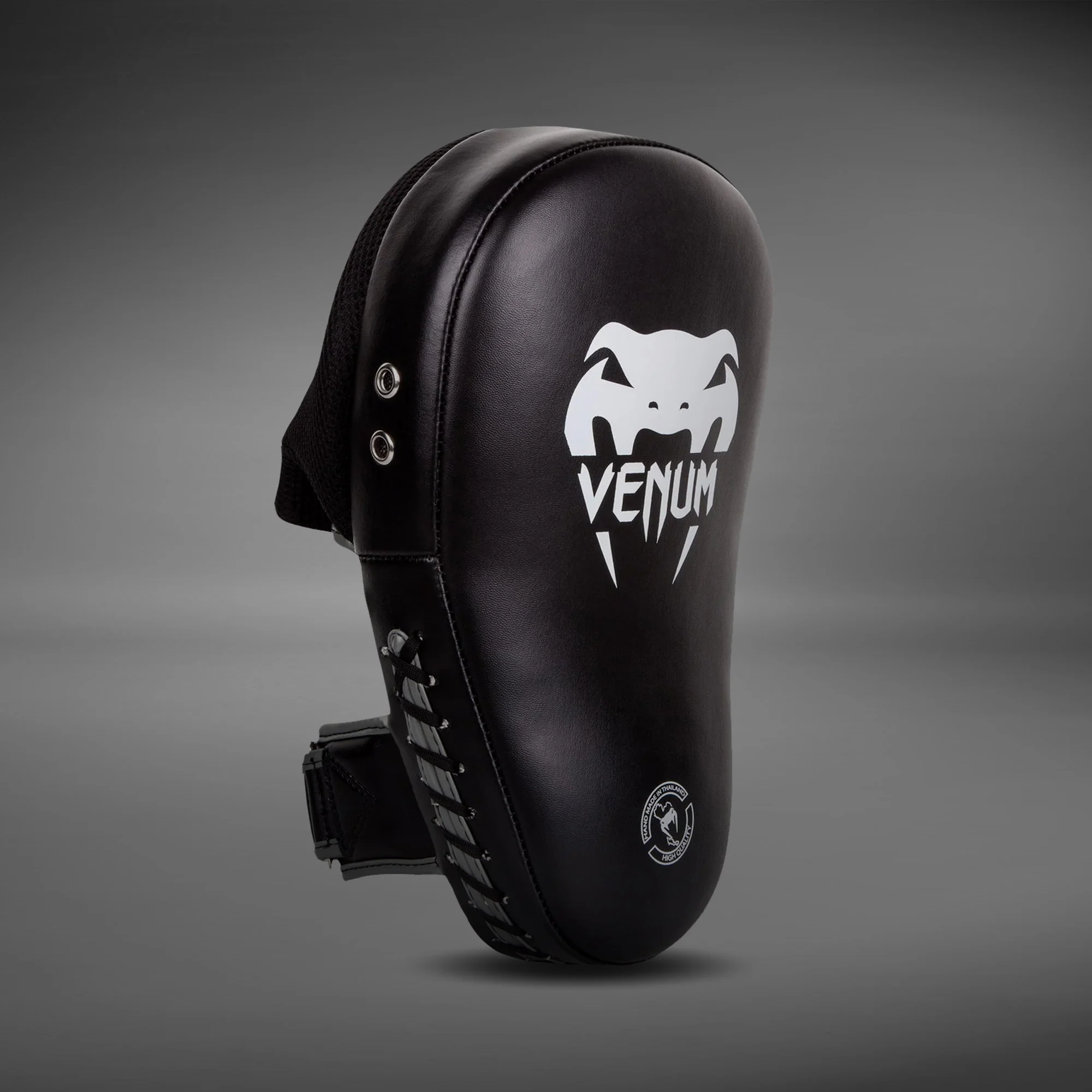 Venum Elite Manoplas Grandes de Enfoque – Negro/Blanco - Image 2