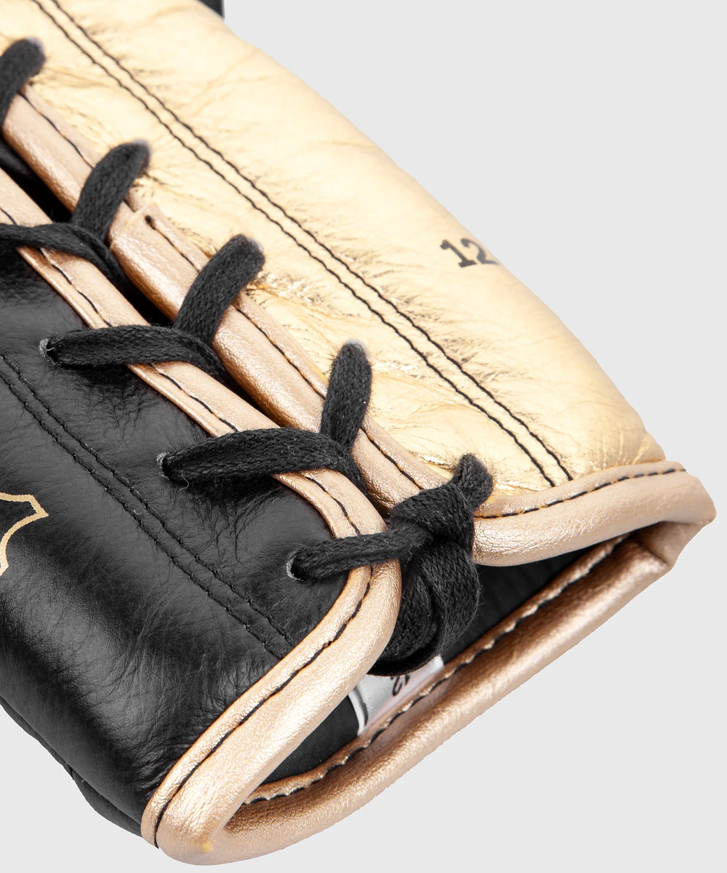 Guantes de Boxeo profesional Venum Giant 2.0 – cordones - Image 4