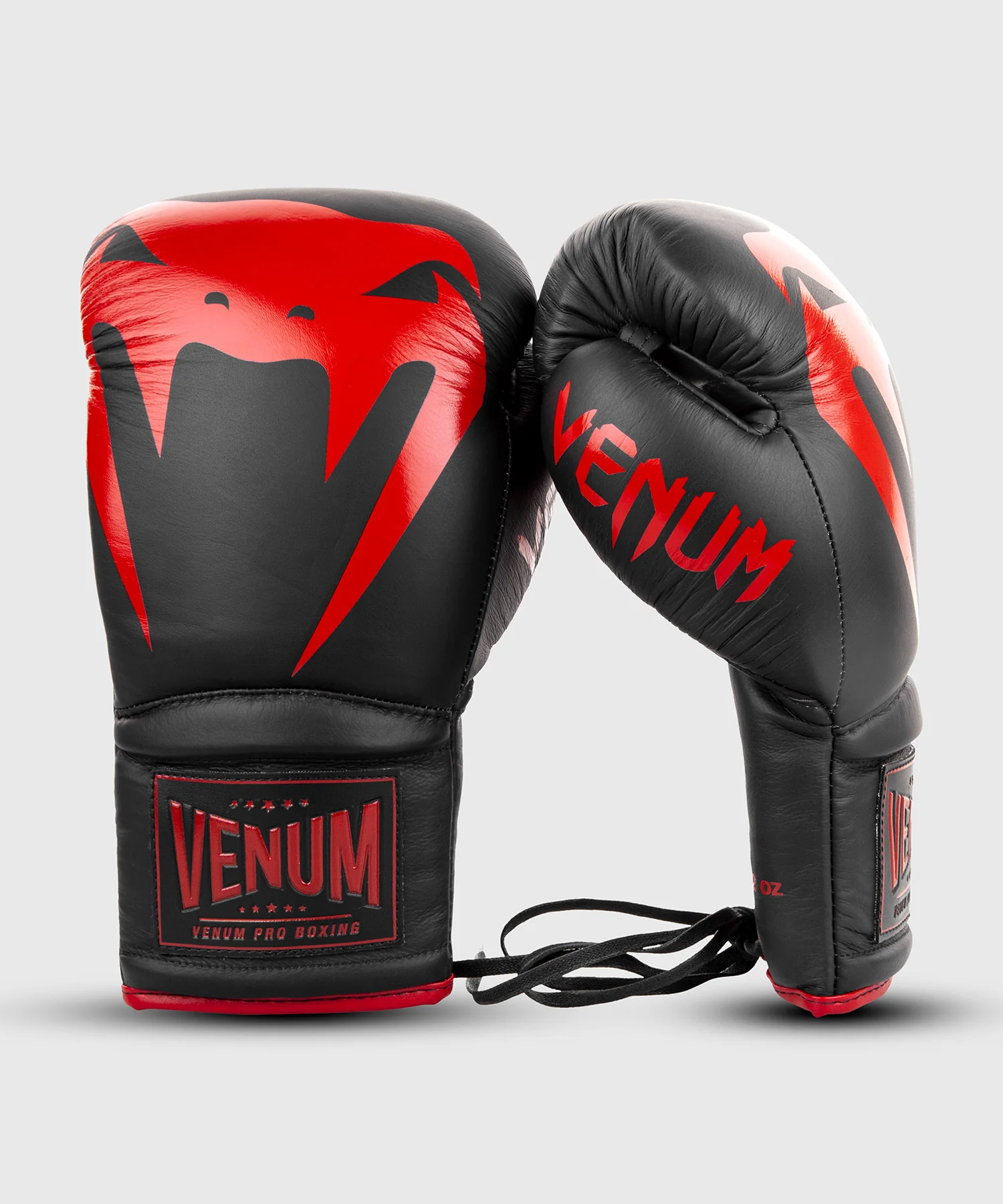 Guantes de Boxeo profesional Venum Giant 2.0  – cordones - Negro/Rojo - Image 2
