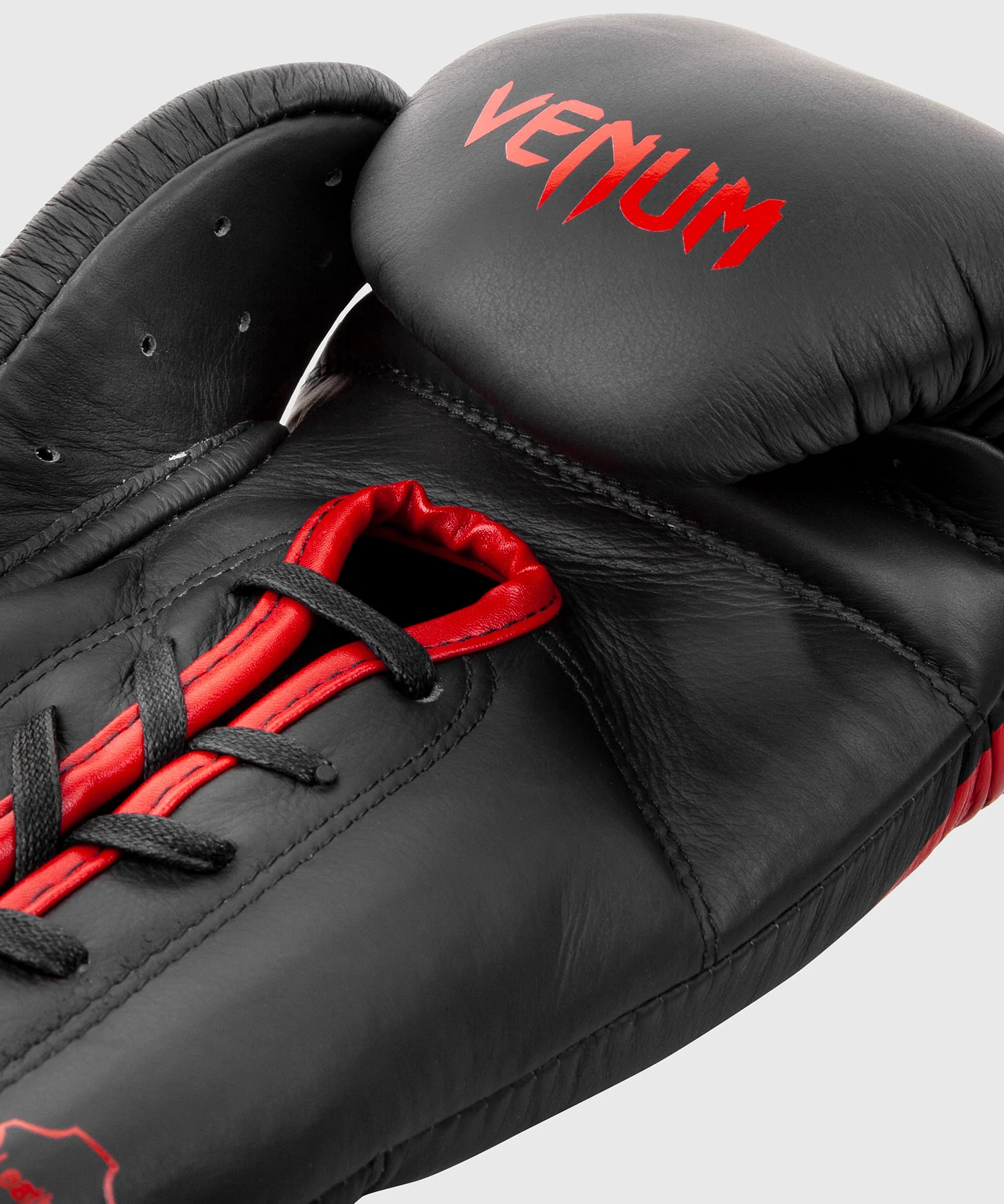 Guantes de Boxeo profesional Venum Giant 2.0  – cordones - Image 5