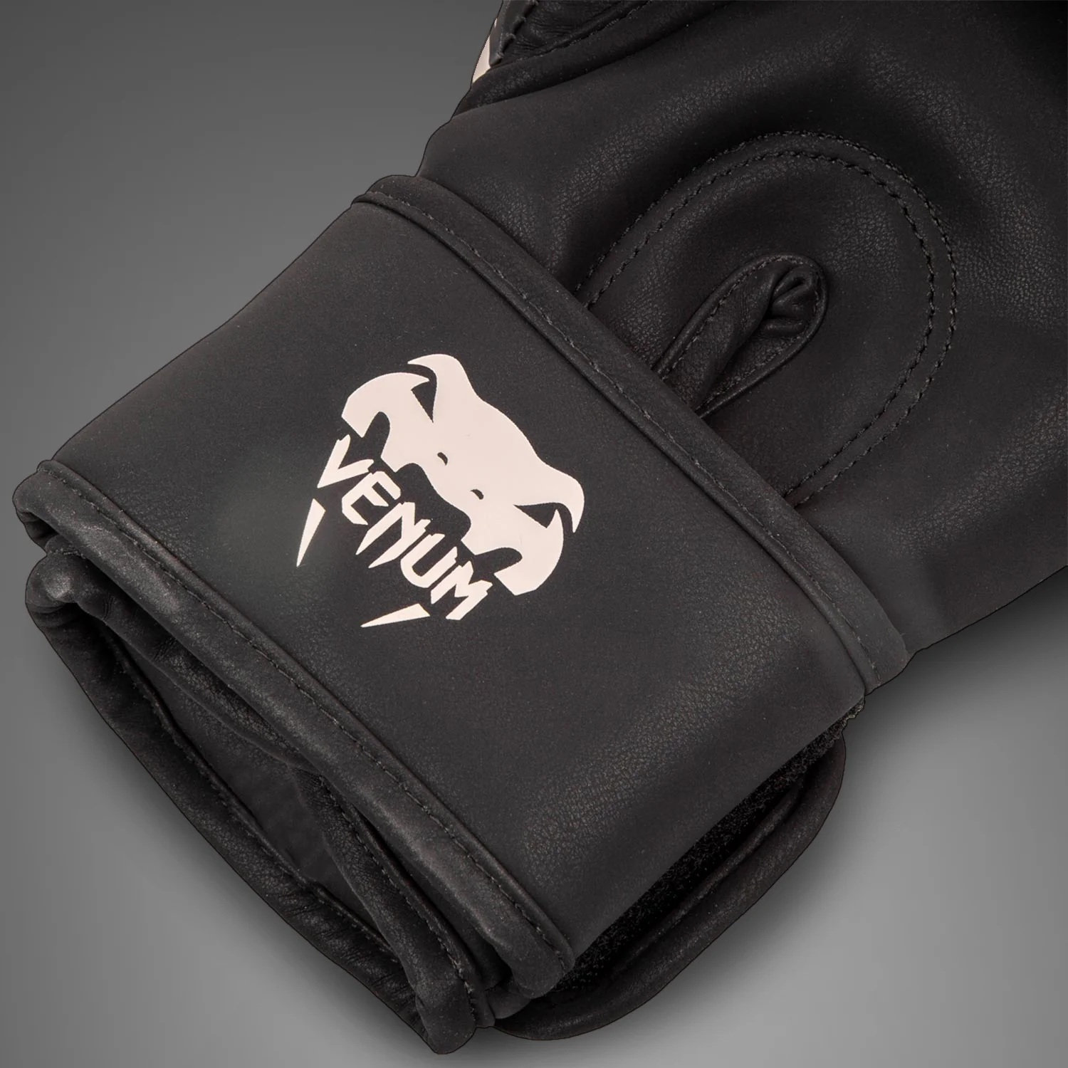 Guantes de boxeo Venum Dragon's Flight - Image 5