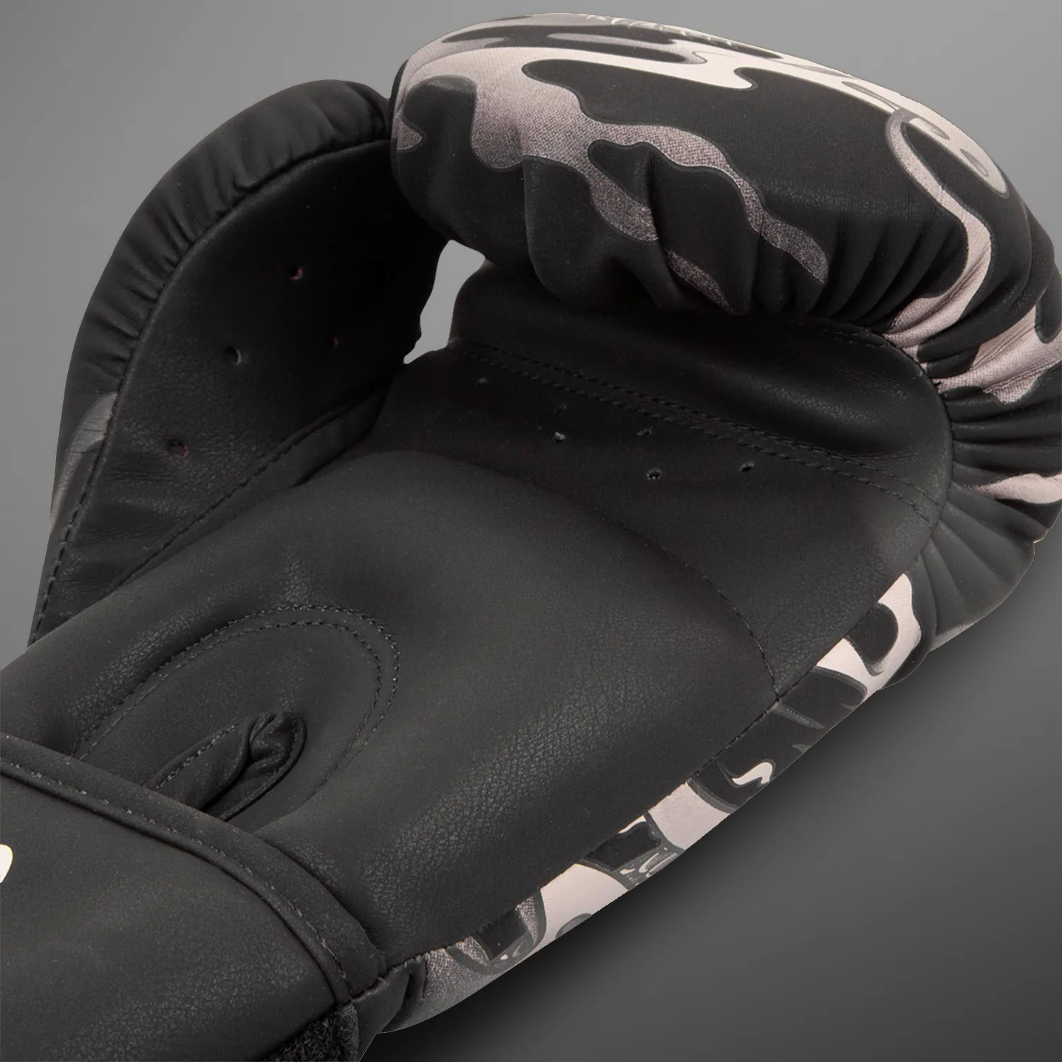 Guantes de boxeo Venum Dragon's Flight - Image 6