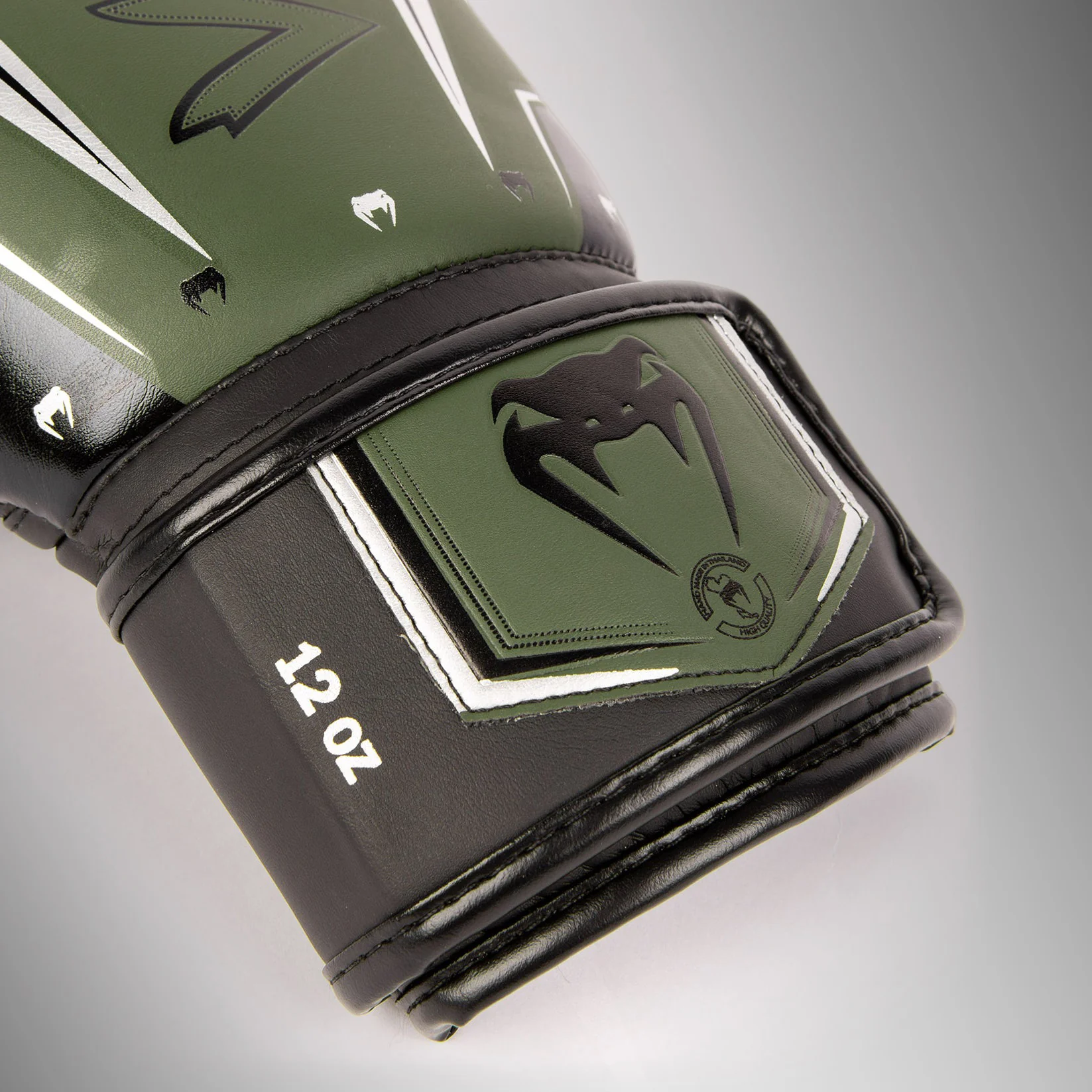 Guantes de boxeo Venum Elite Evo - Caqui/Plateado - Image 7