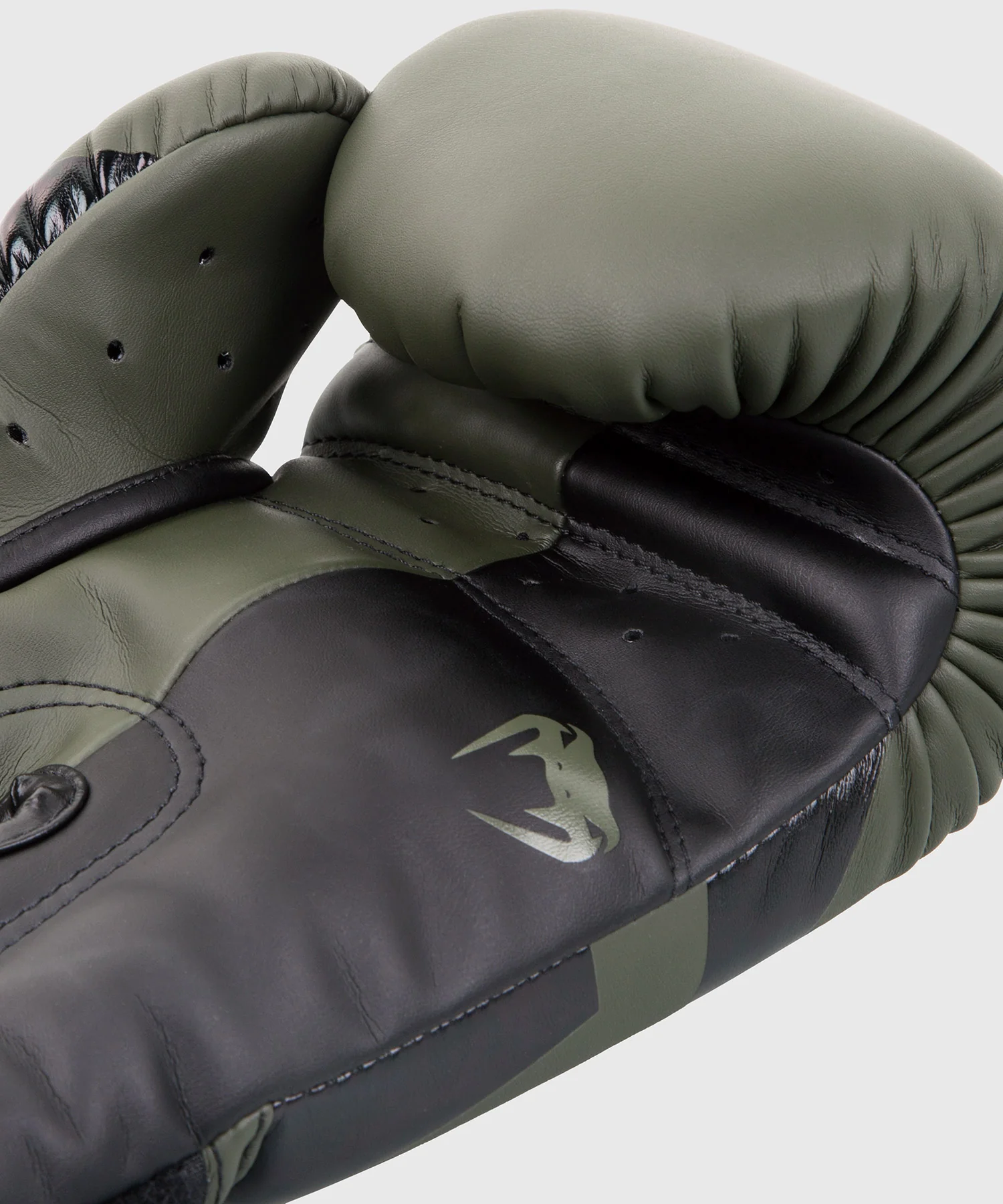 Guantes de Boxeo Venum Elite - Kaki/Negro - Image 4
