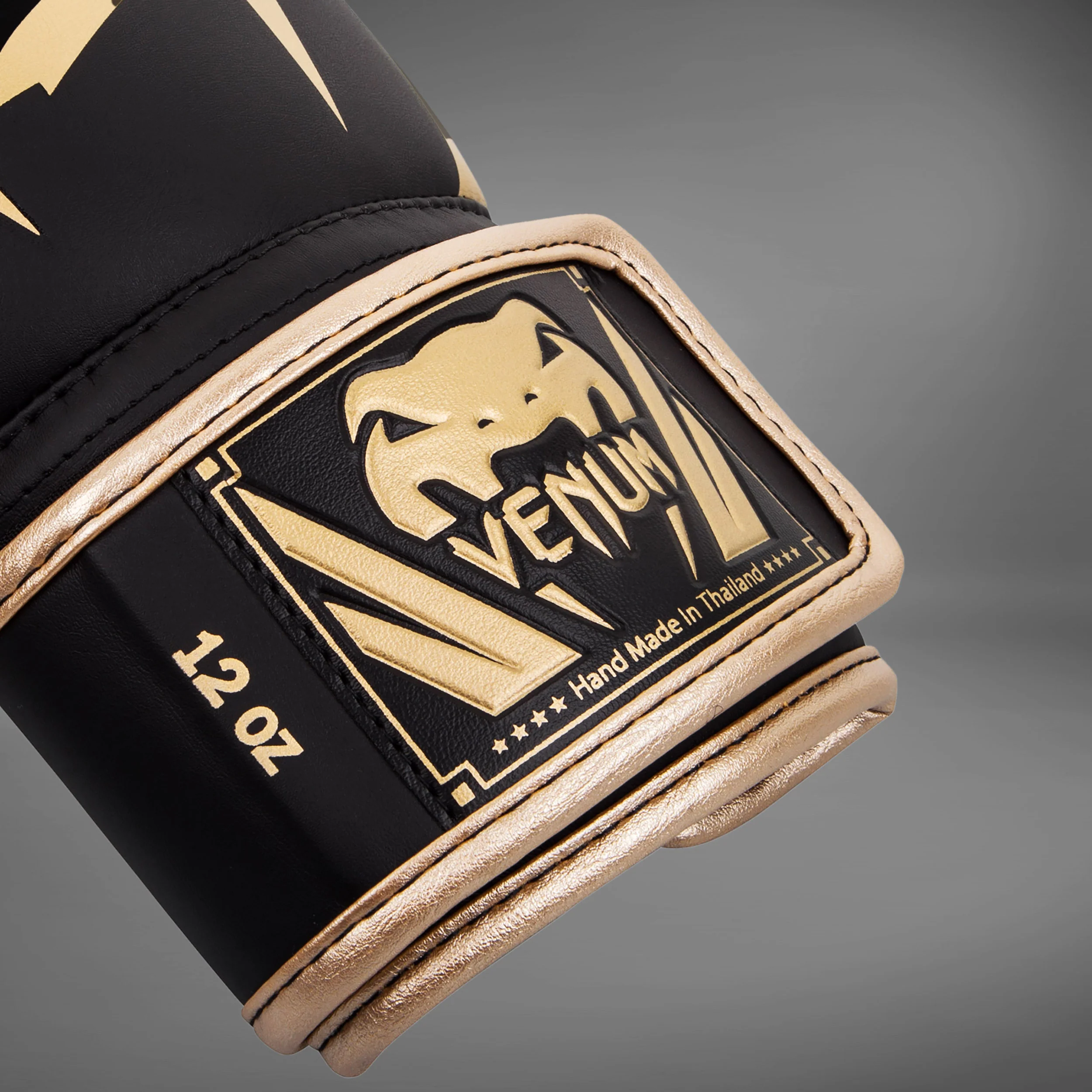 Guantes de Boxeo Venum Elite  - Negro/Oro - Image 3