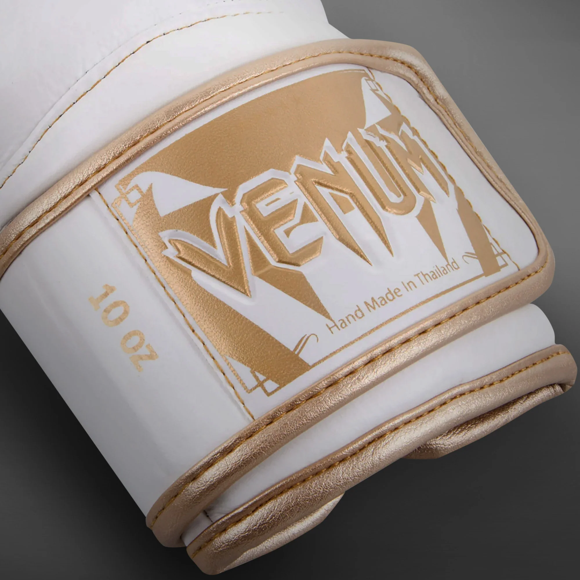 Guantes de Boxeo Venum Giant 3.0 - Cuero Nappa - Blanco/Oro - Image 3