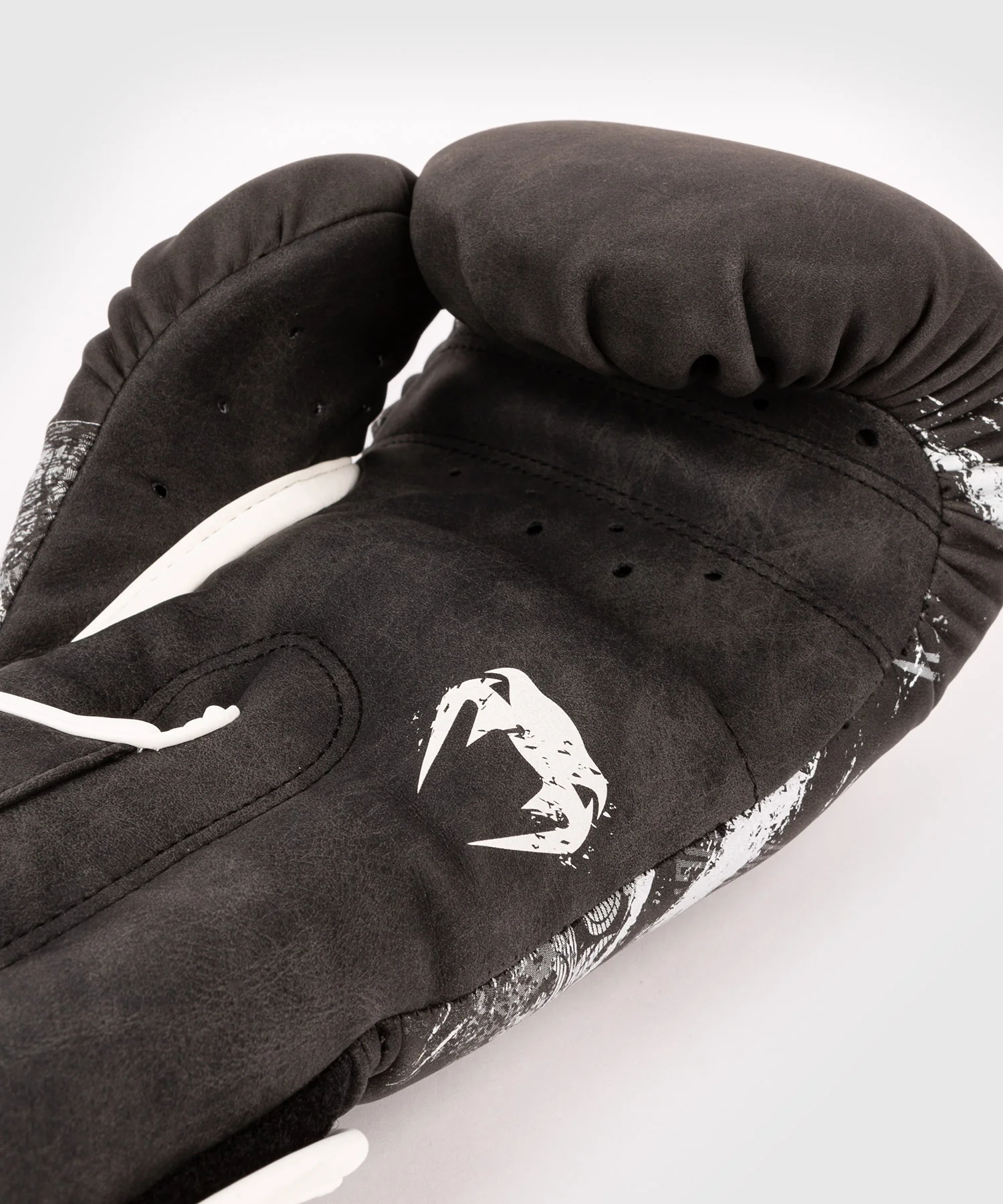 Guantes de boxeo Venum GLDTR 4.0 - Image 7