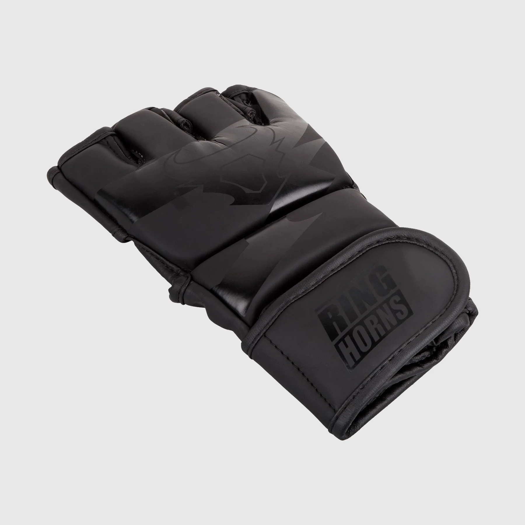 Ringhorns Charger by Venum Guantes de MMA - Negro/Negro - Image 4