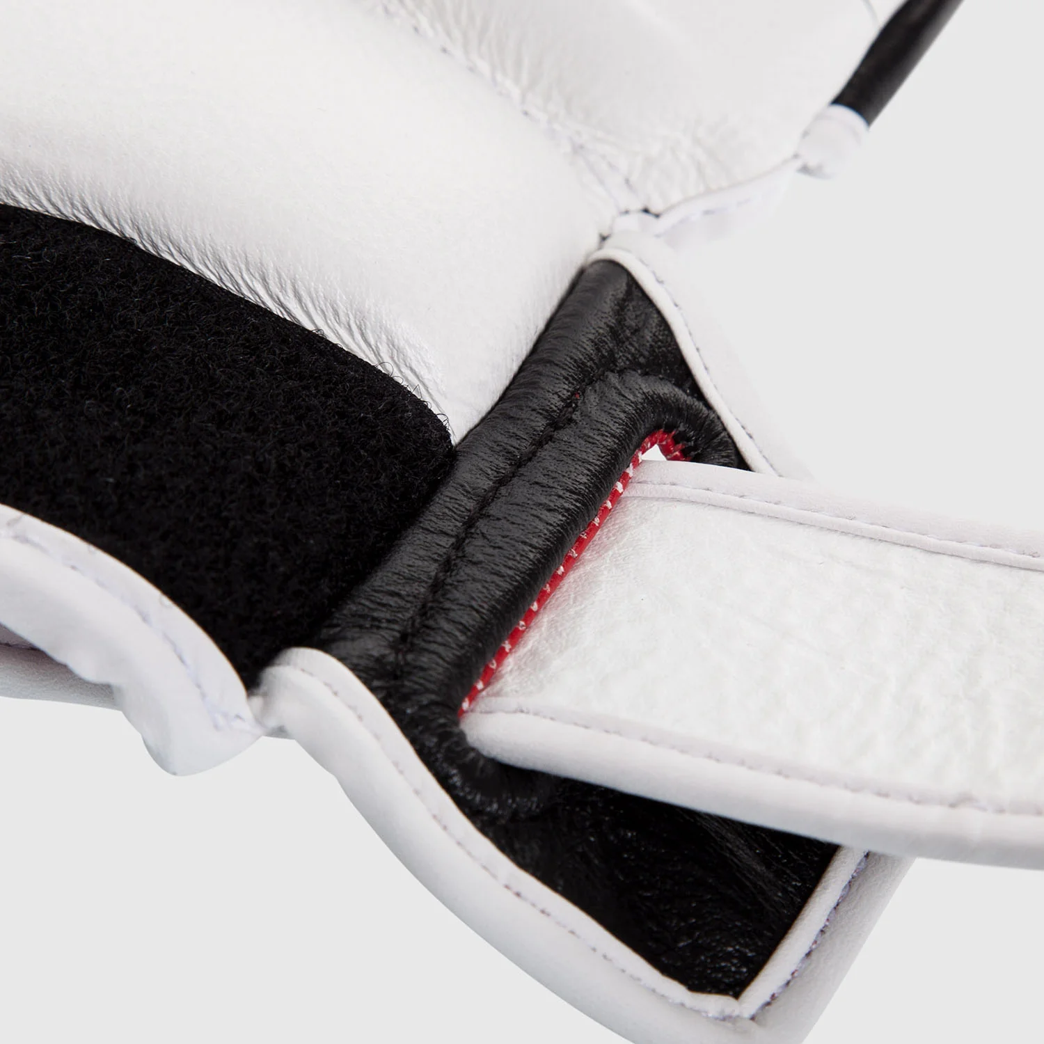 Venum Undisputed 2.0 Cuero Nappa Guantes de MMA - Blanco - Image 6