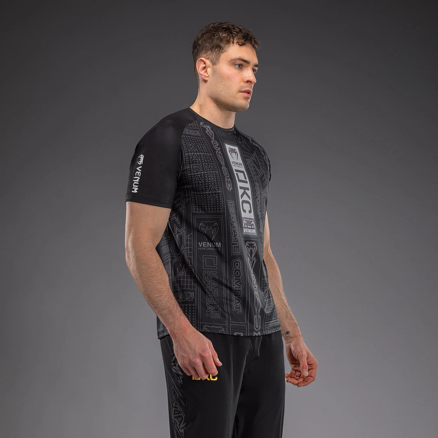 Karate Combat by Venum Camiseta Dry Tech – Negro/Gris - Image 2