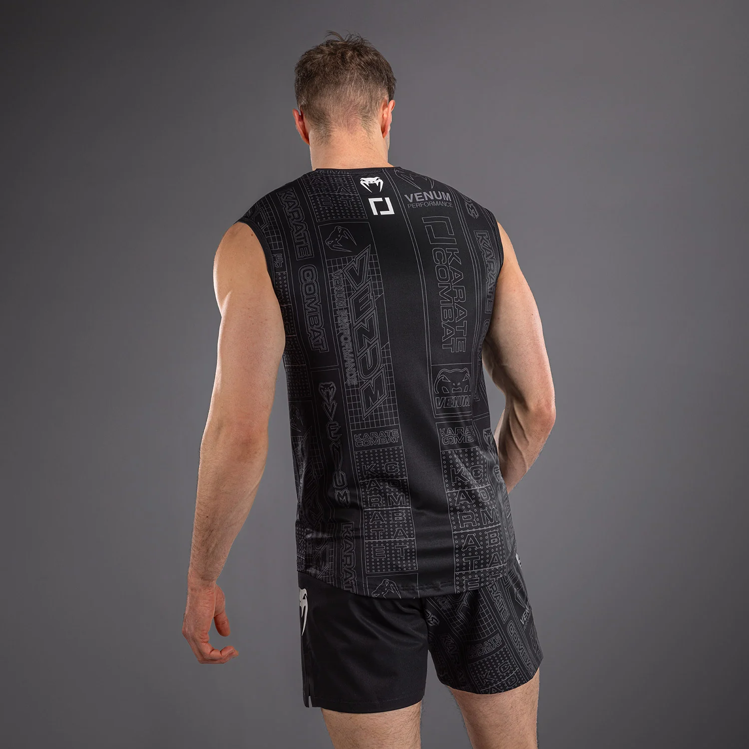Karate Combat by Venum Camiseta Dry Tech Sin Mangas – Negro/Gris - Image 4