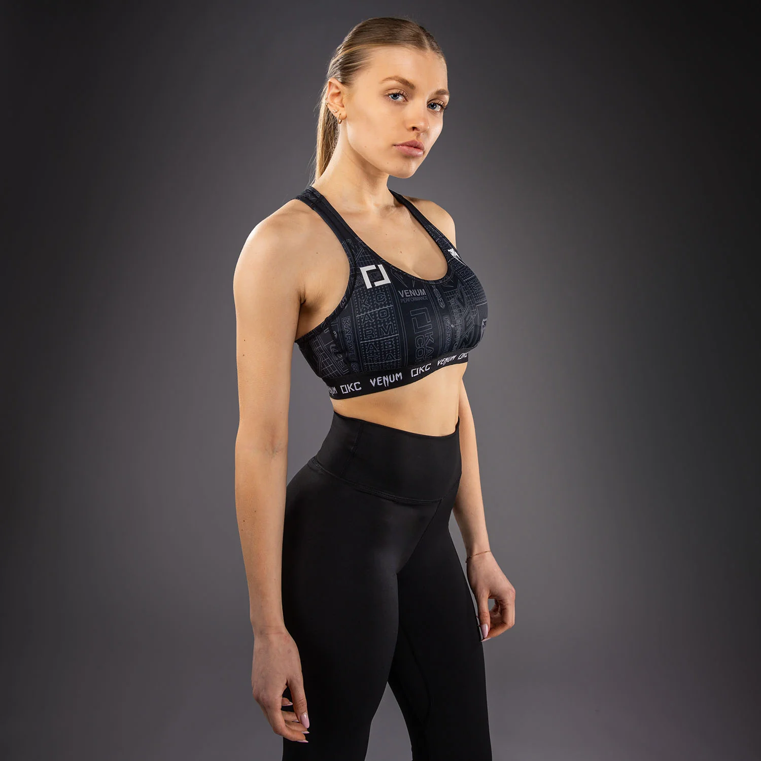 Karate Combat by Venum Sujetador Deportivo – Negro/Gris - Image 2