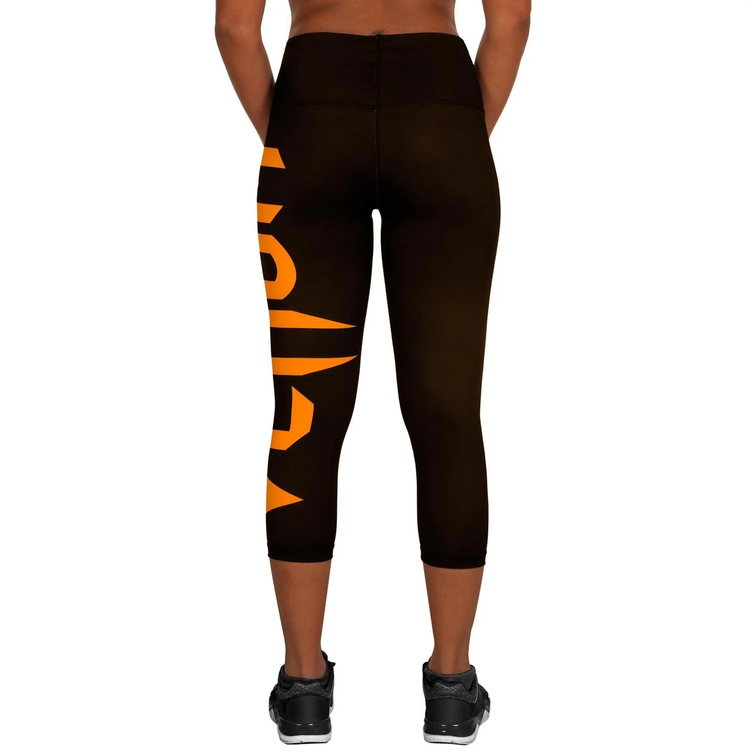 Leggins cortos Venum Giant - Negro/Naranja - Image 3