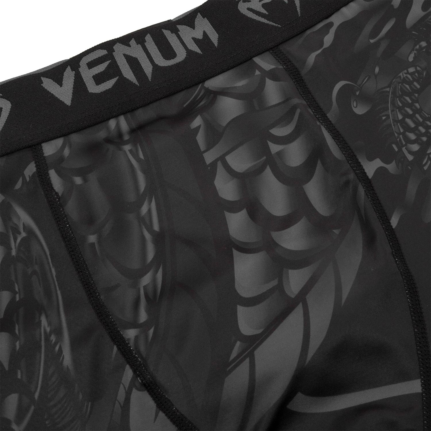Mallas cortas Venum Dragon's Flight - Negro/Negro - Image 5