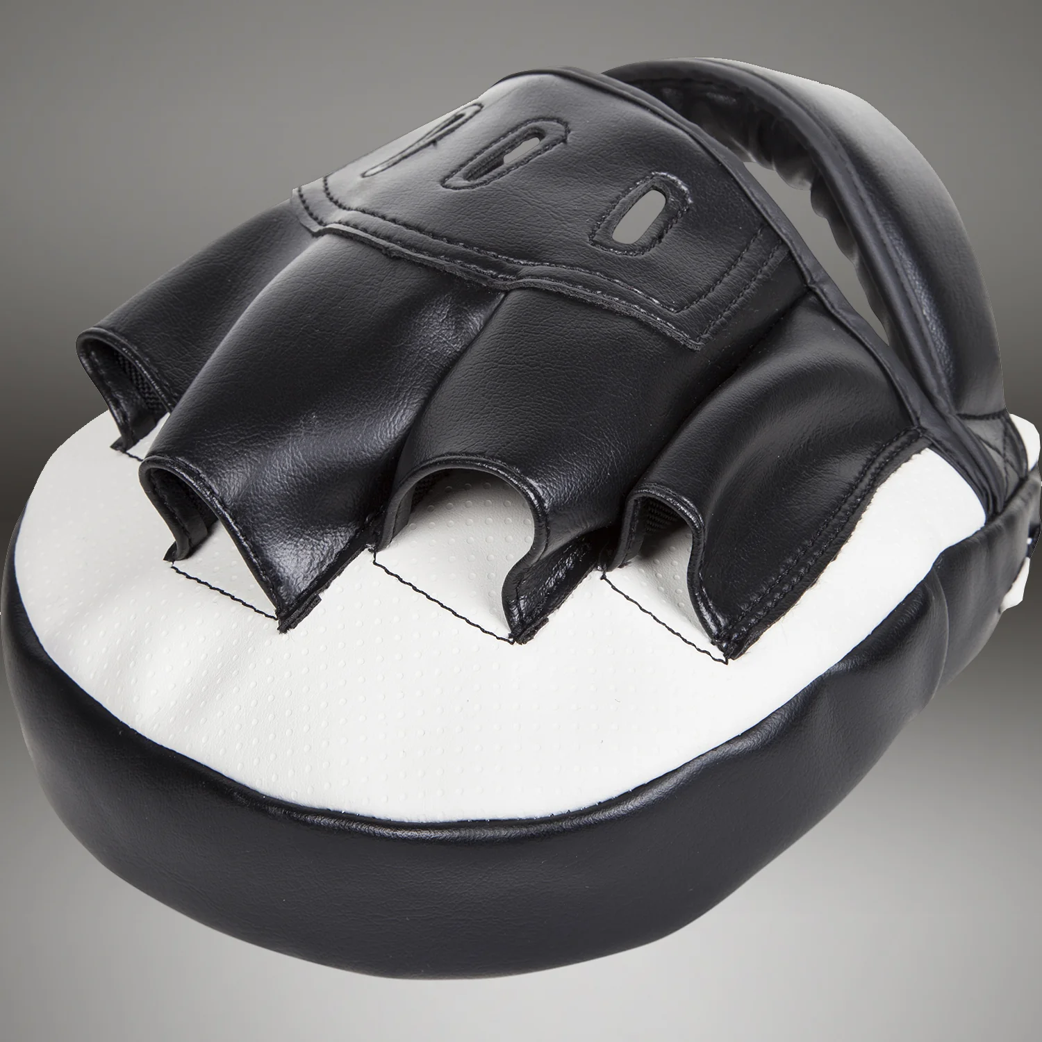 Manoplas de Boxeo Venum Light - Blanco/Negro (Par) - Image 4