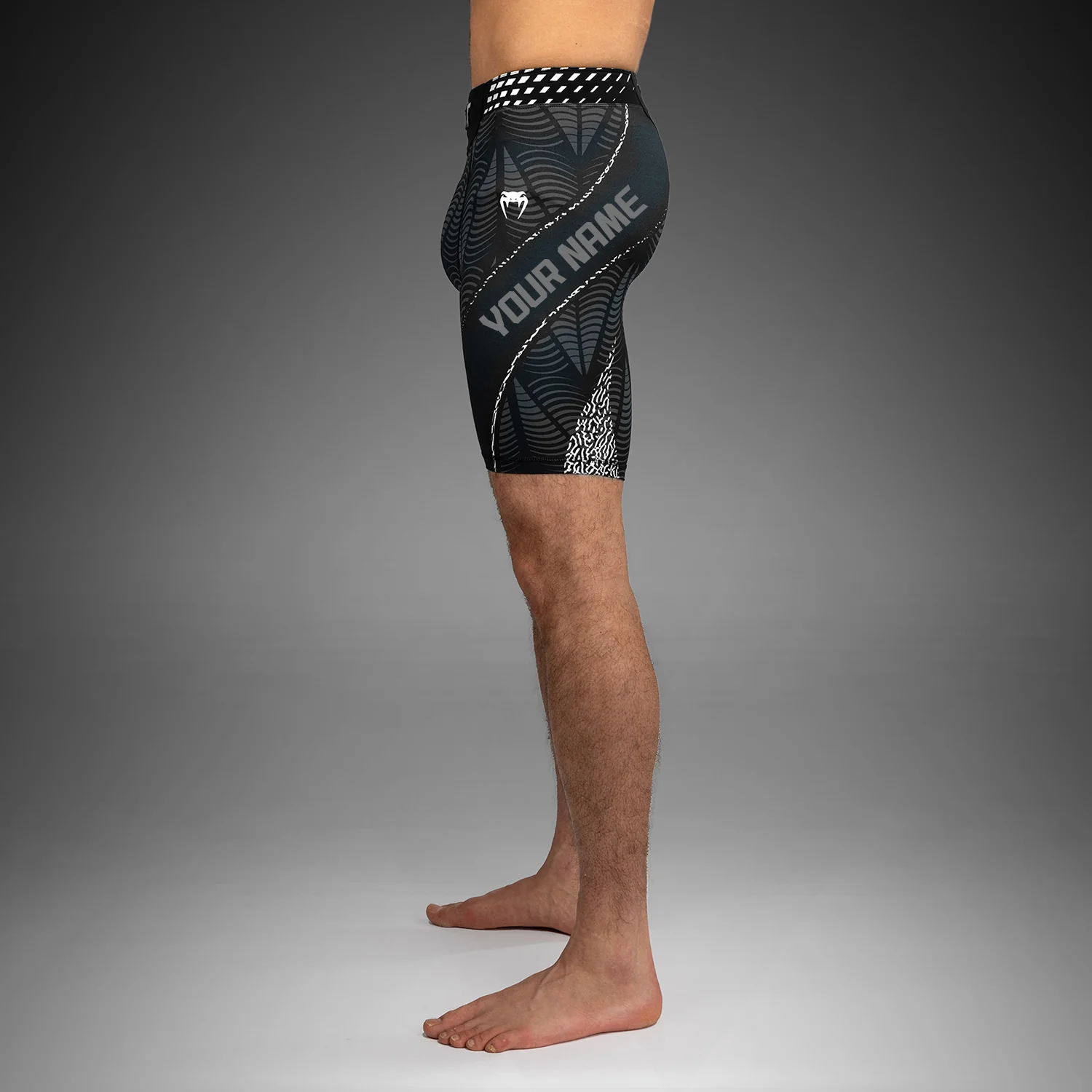 UFC Zenith by Venum Authentic Fight Night Short Vale Tudo Hombre Personalizado - Negro