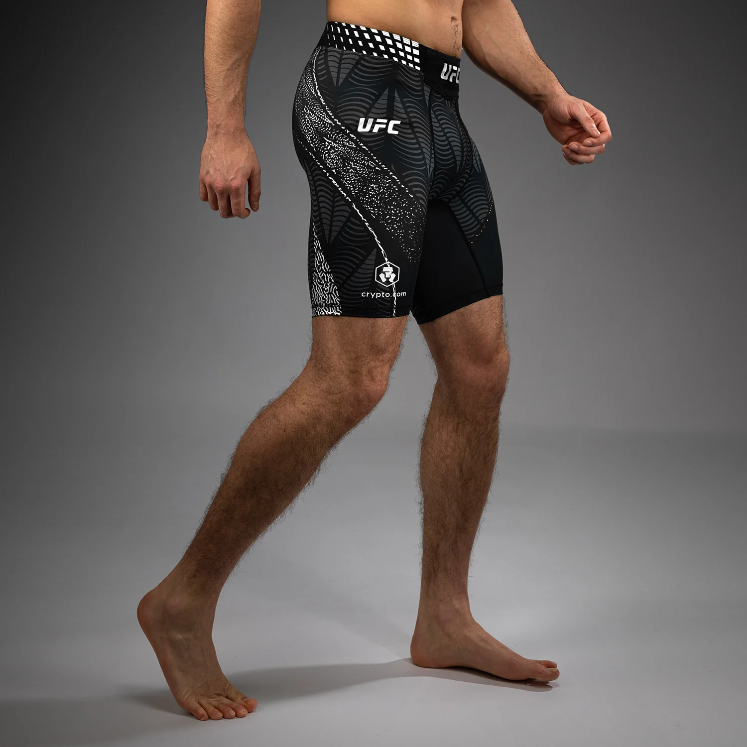 UFC Zenith by Venum Authentic Fight Night Short Vale Tudo Hombre Personalizado - Negro - Image 3