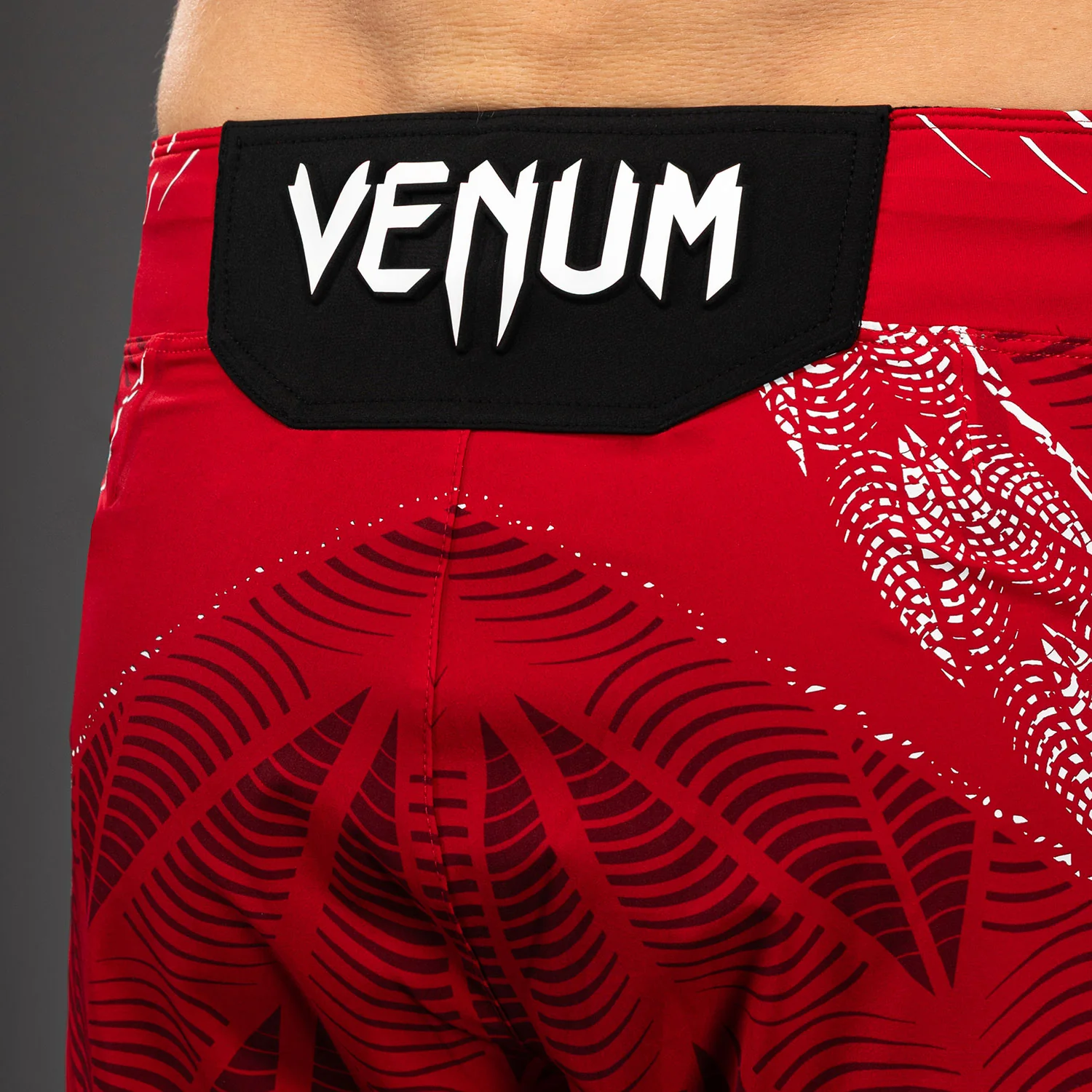 UFC Zenith by Venum Authentic Fight Night Short de pelea ajuste corto Hombre Personalizado - Rojo - Image 7