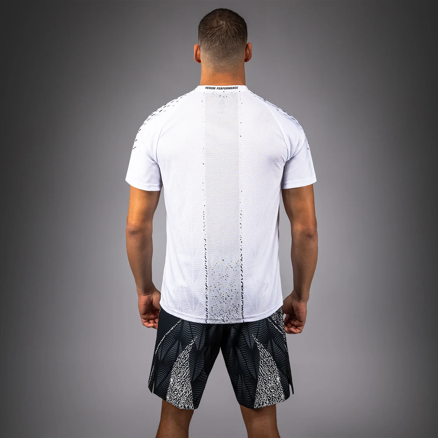 UFC Zenith by Venum Authentic Fight Night Camiseta oficial Walkout Hombre Personalizado - Blanco - Image 4
