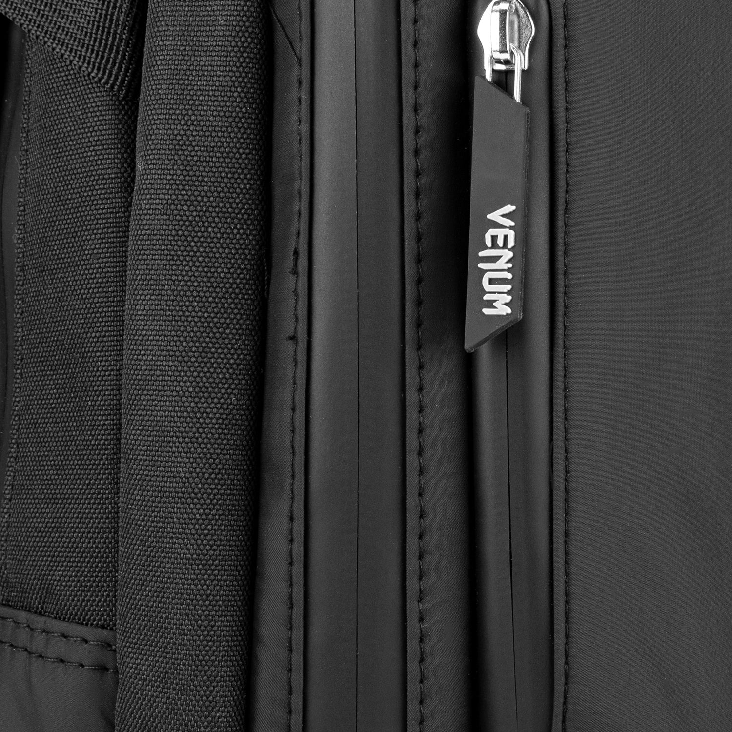 Venum Challenger Pro Evo Mochila (20-25L) – Negro - Image 9
