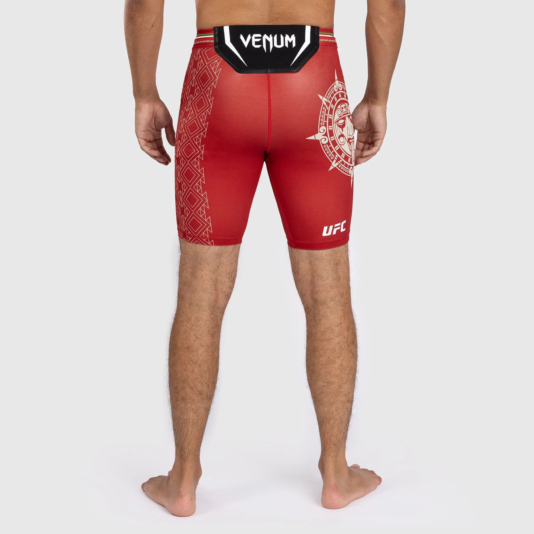 Noche UFC by Venum Authentic Fight Night Shorts Vale Tudo para Hombre - Rojo - Image 3