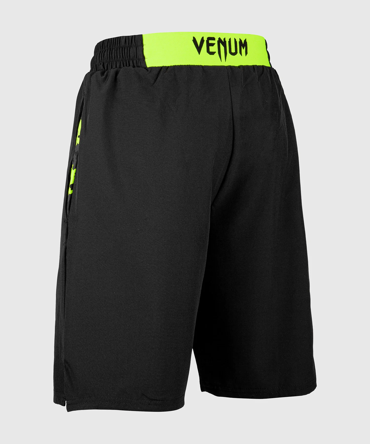 Pantalón corto de entrenamiento Venum Classic - Negro/Amarillo Fluo - Image 4