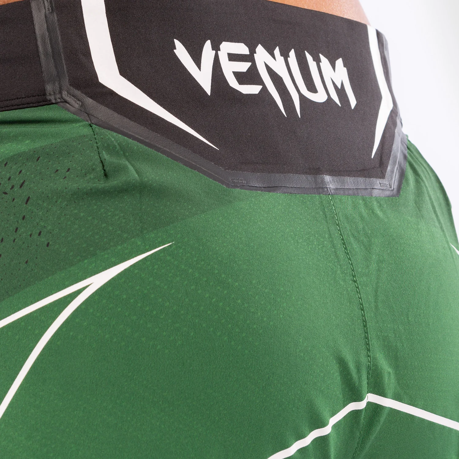 Pantalón De Mma Para Mujer UFC Venum Authentic Fight Night – Modelo Corto - Verde - Image 6