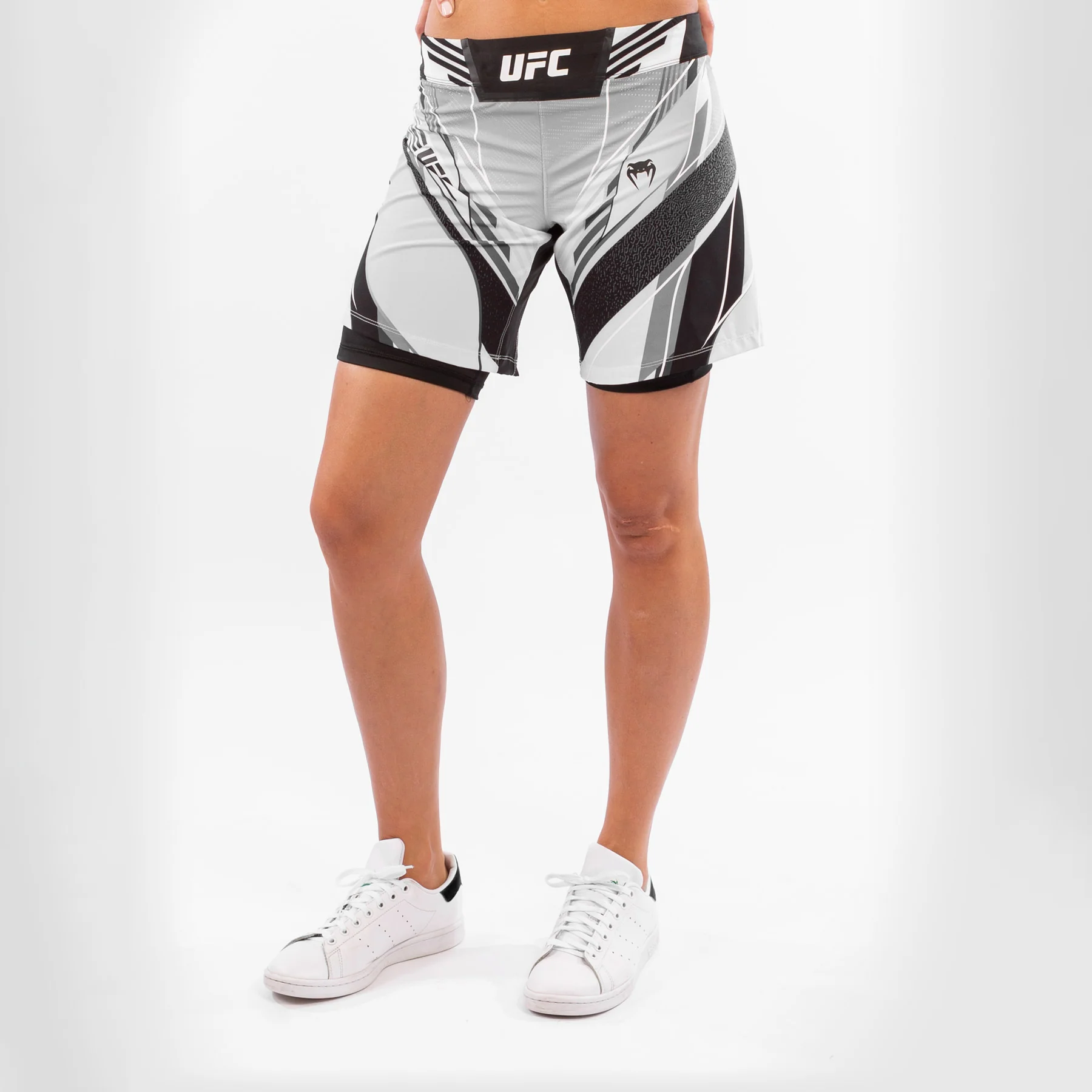 Pantalón De MMA Para Mujer Ufc Venum Authentic Fight Night – Modelo Largo - Blanco - Image 3